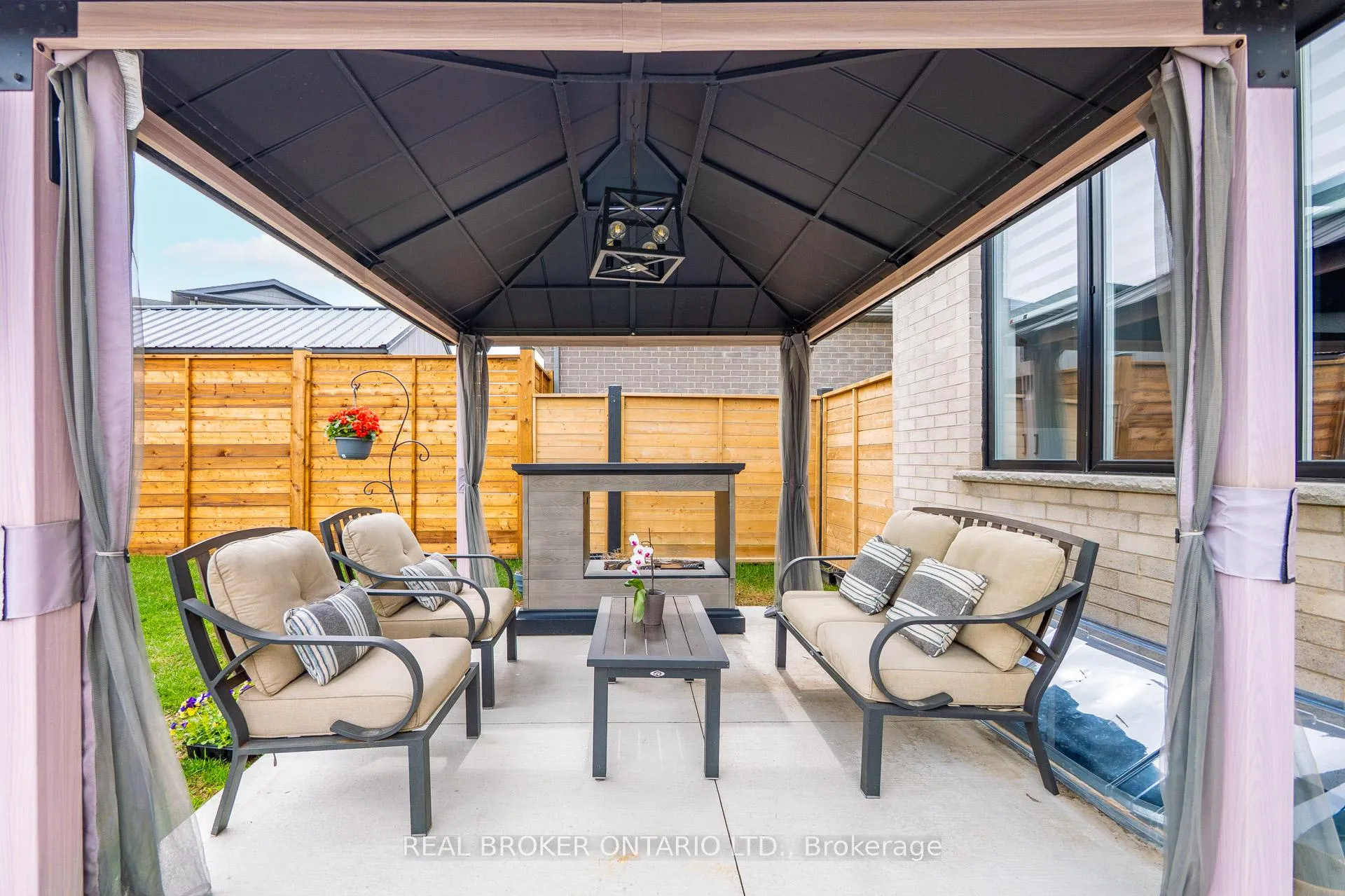 Photo 44 of 610 Conners Drive, North Perth, Listowel — HOMEH