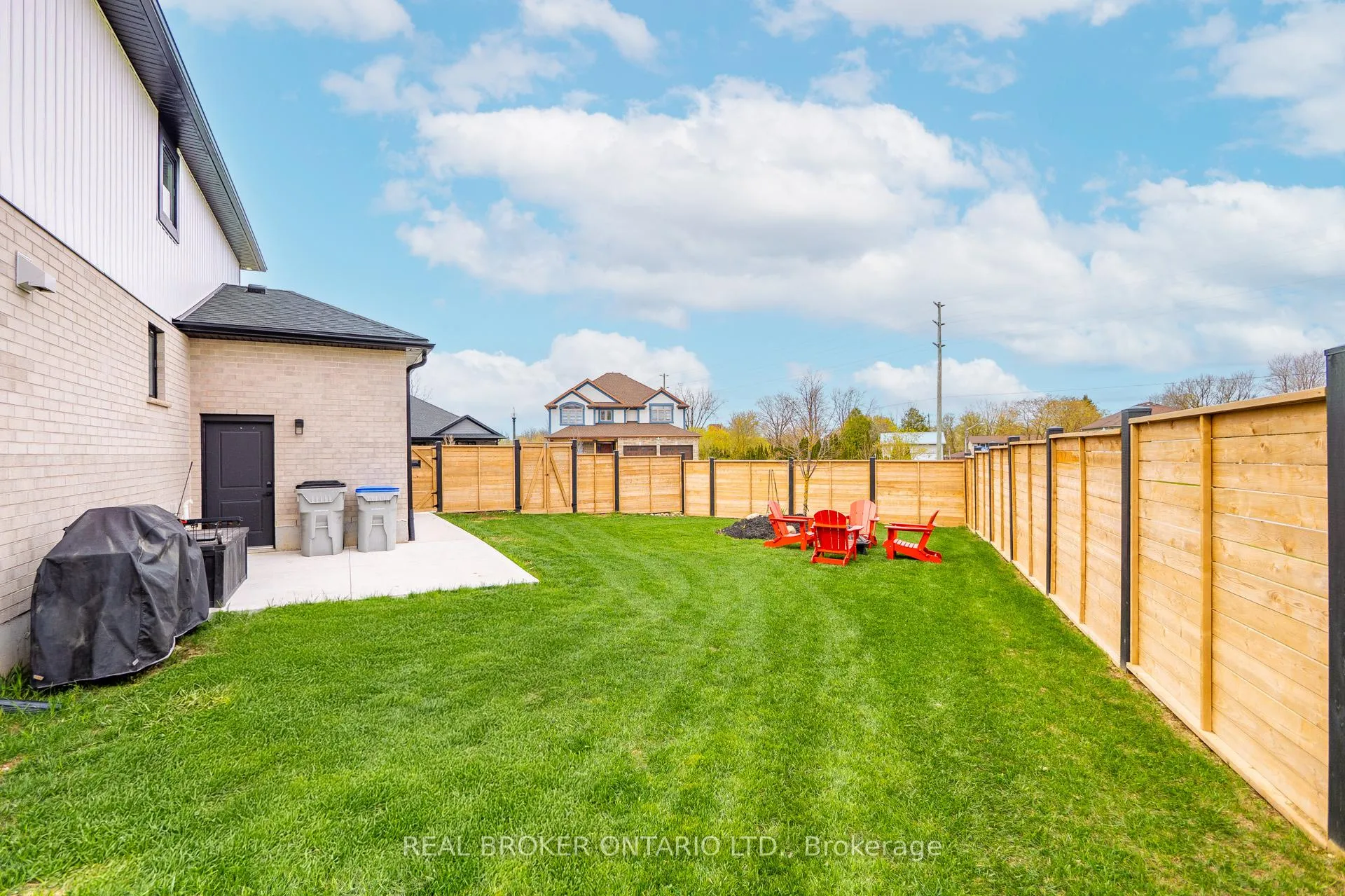 Photo 46 of 610 Conners Drive, North Perth, Listowel — HOMEH