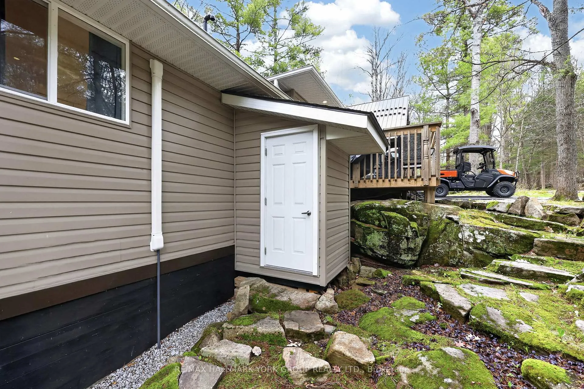 Photo 39 of 45 Island 2ml, Gravenhurst, Wood (Gravenhurst) — HOMEH