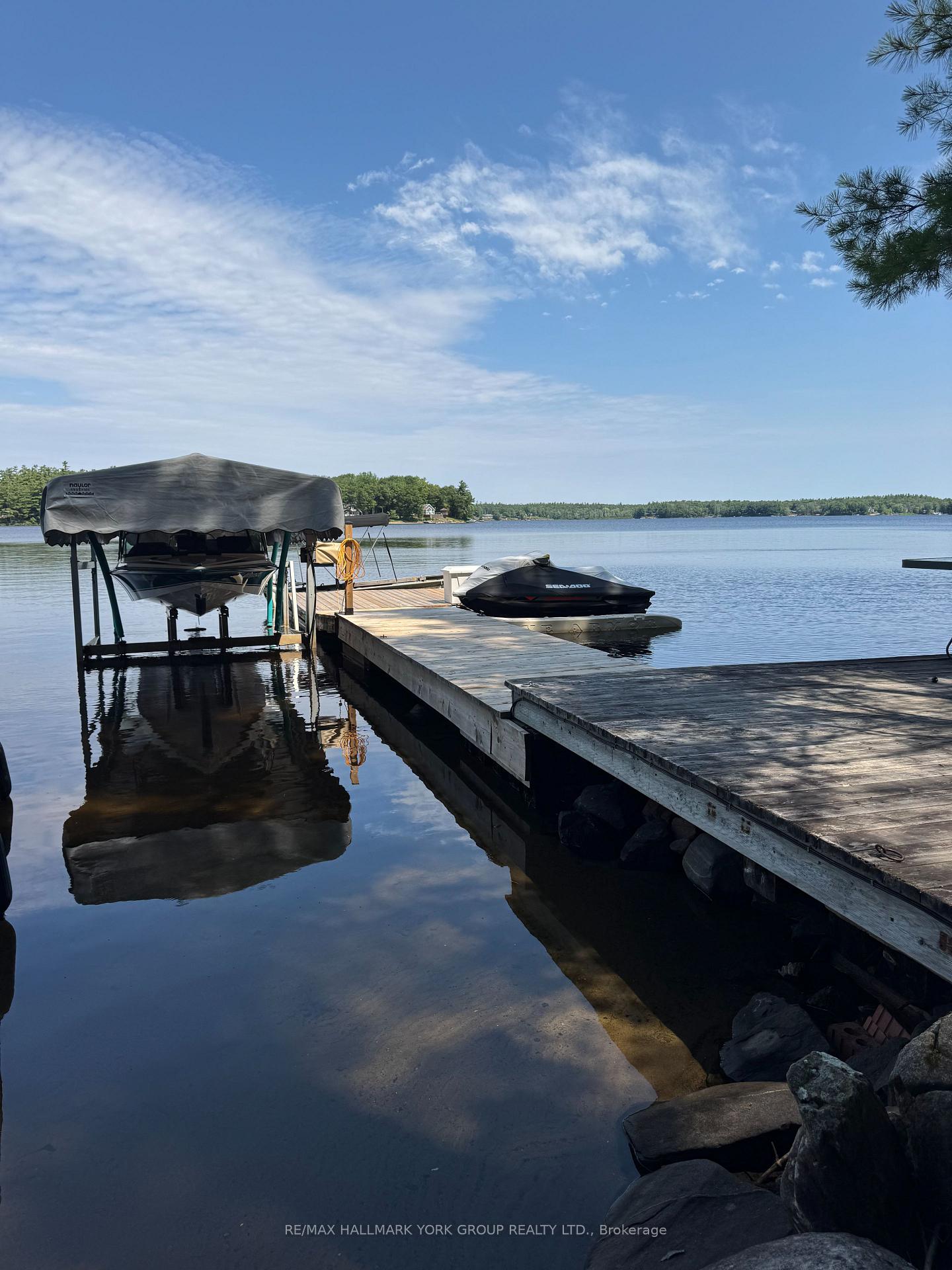 Photo 4 of 45 Island 2ml, Gravenhurst, Wood (Gravenhurst) — HOMEH
