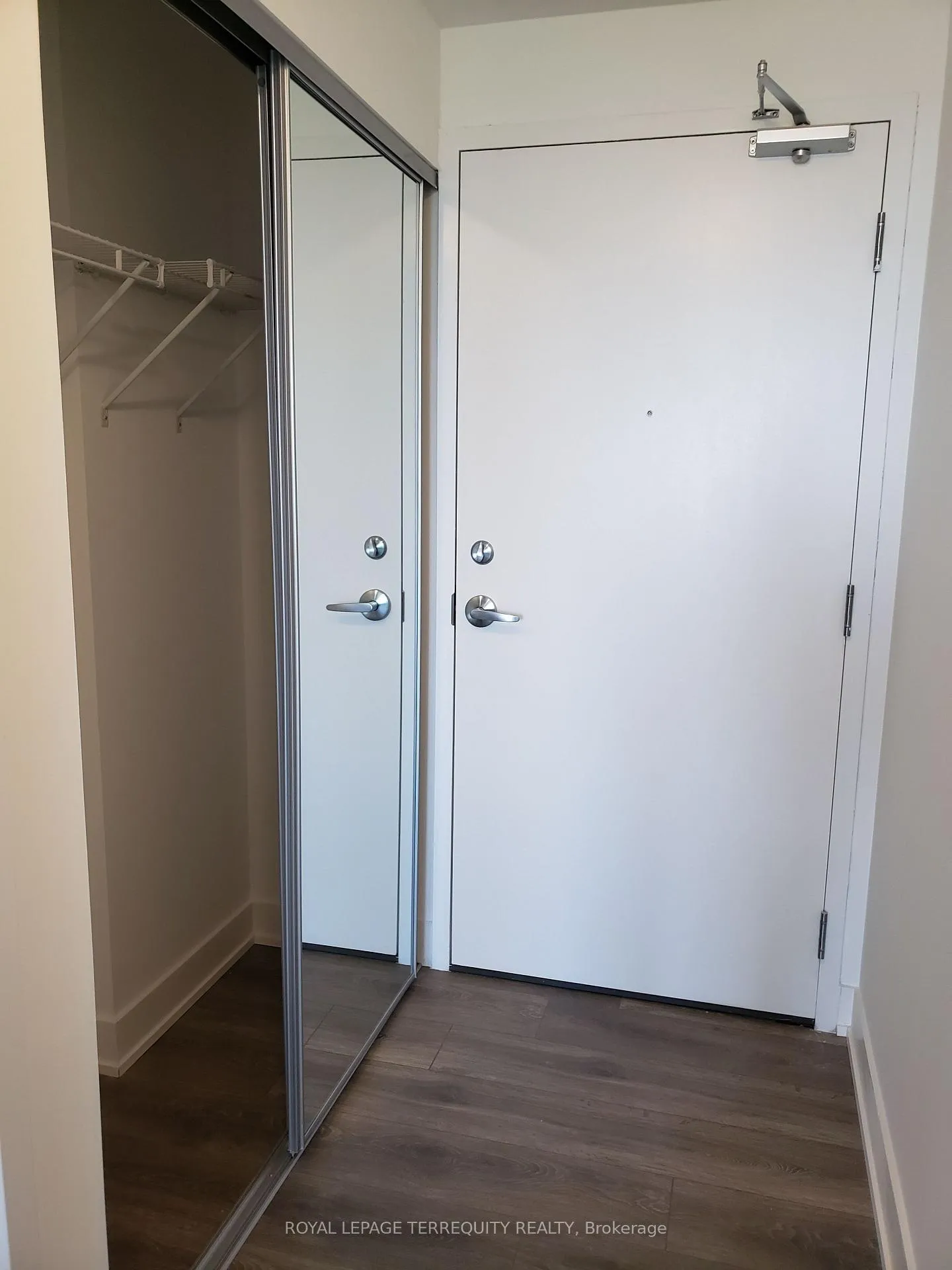 Photo 7 of Unit 1808, 297 Oak Walk Drive, Oakville, River Oaks — HOMEH