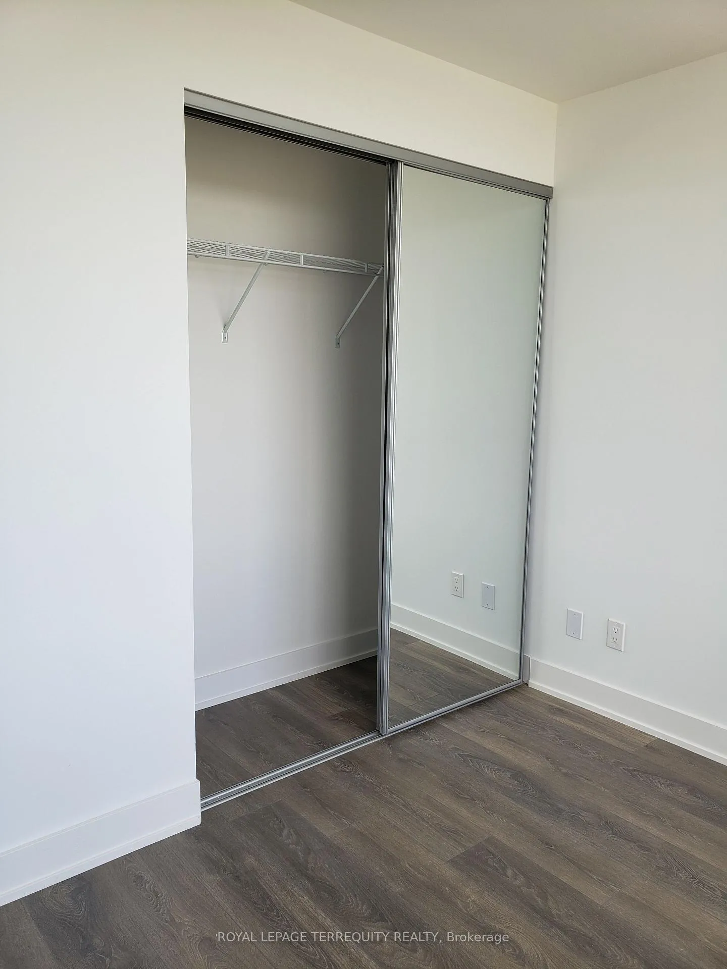 Photo 15 of Unit 1808, 297 Oak Walk Drive, Oakville, River Oaks — HOMEH