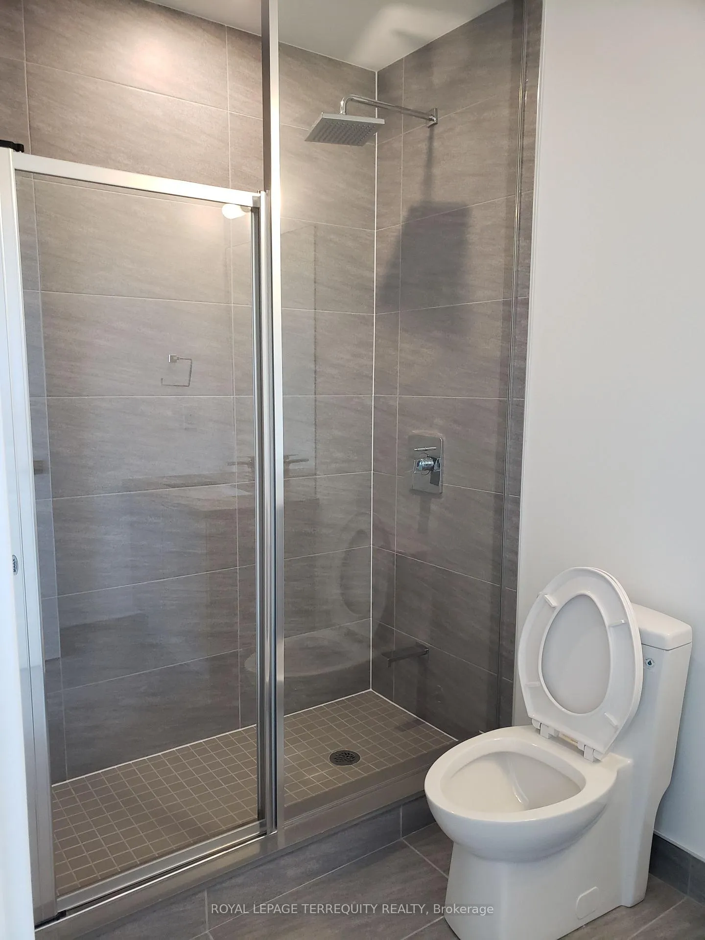 Photo 17 of Unit 1808, 297 Oak Walk Drive, Oakville, River Oaks — HOMEH