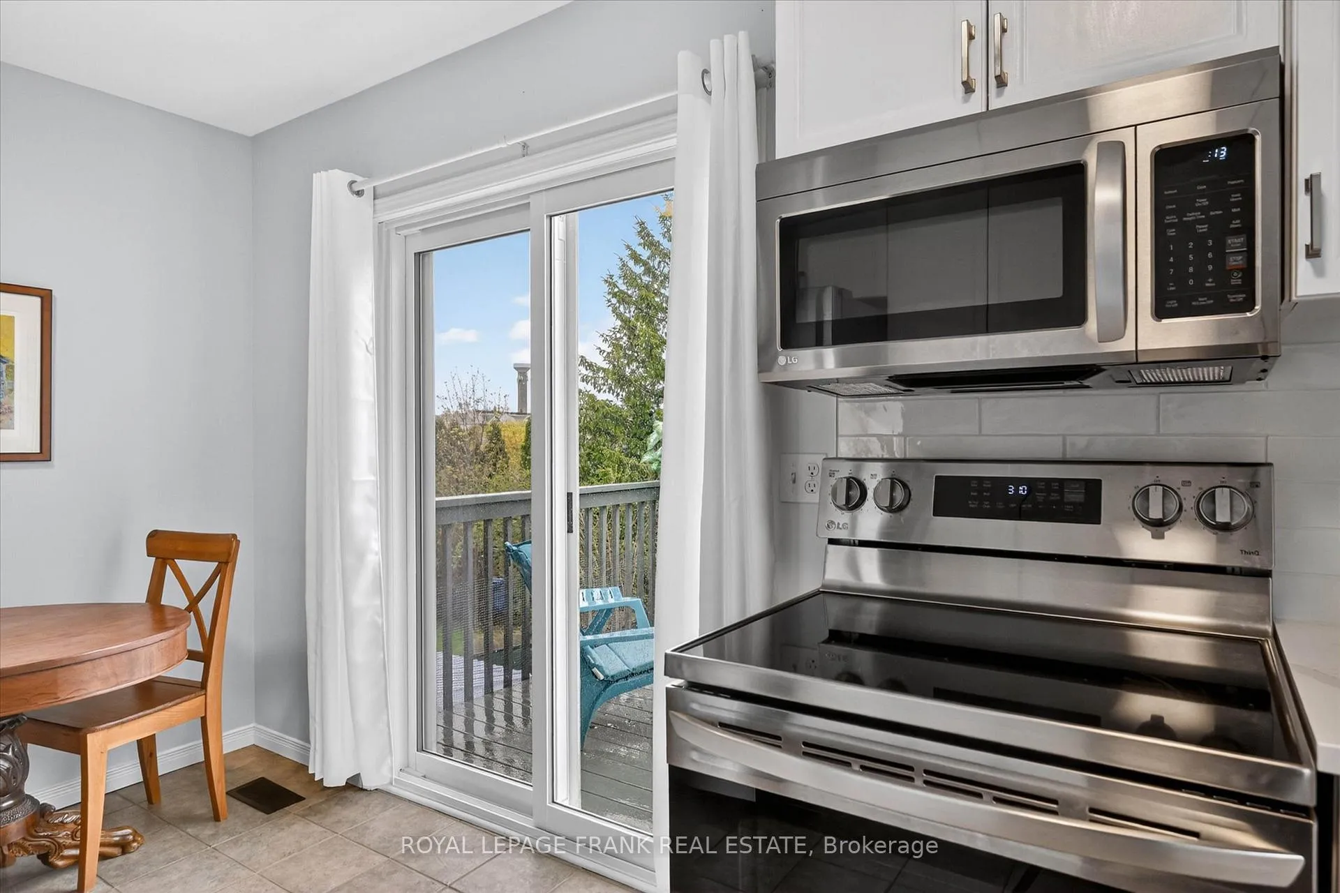 Photo 15 of 1151 Baker Street, Peterborough, Northcrest Ward 5 — HOMEH