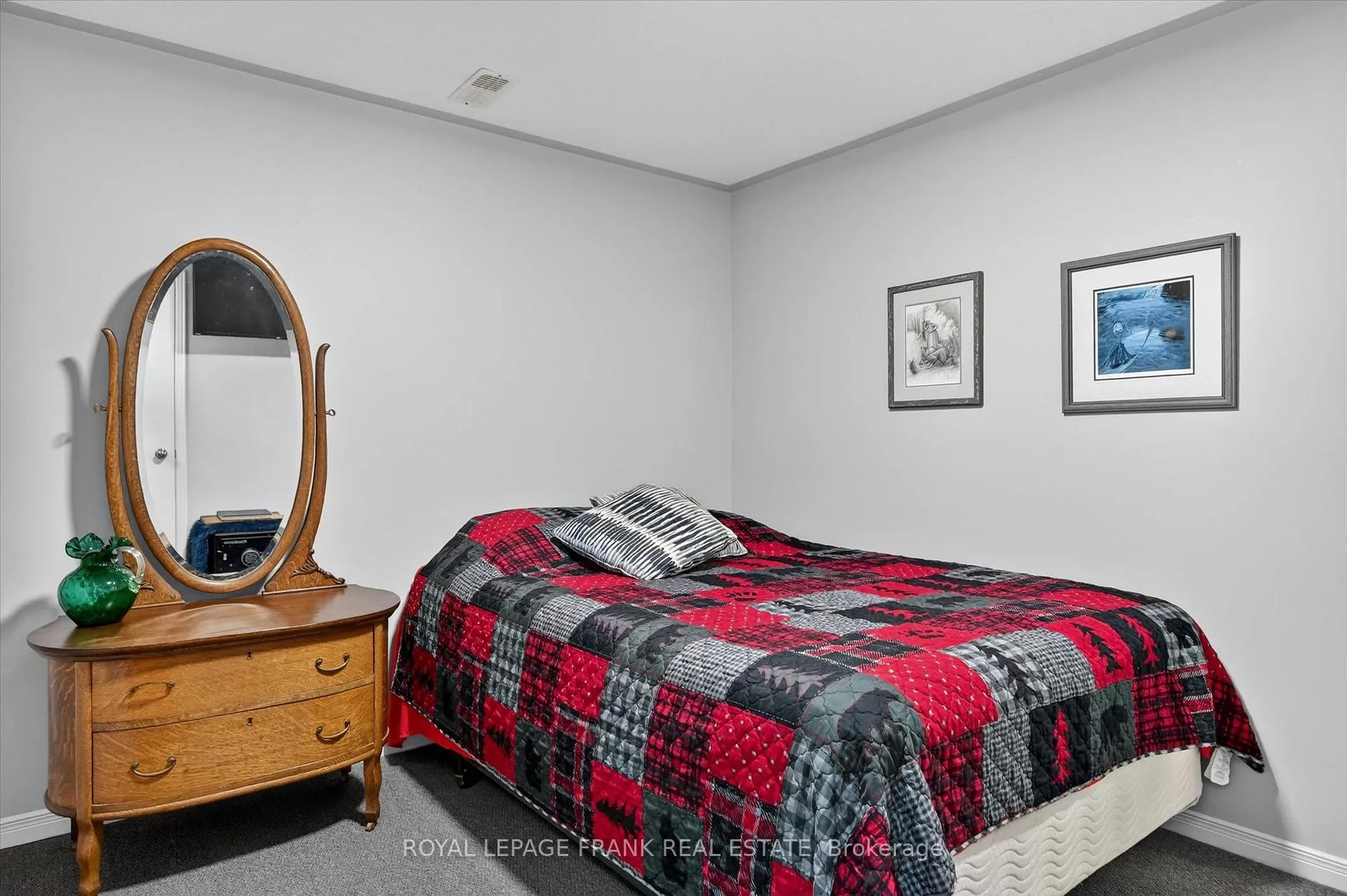 Photo 29 of 1151 Baker Street, Peterborough, Northcrest Ward 5 — HOMEH