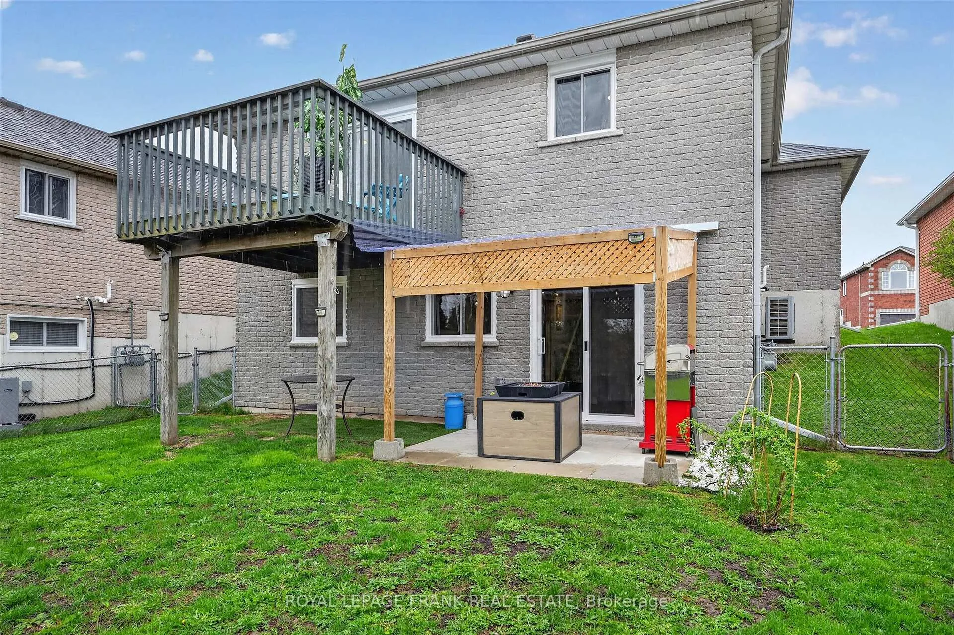 Photo 39 of 1151 Baker Street, Peterborough, Northcrest Ward 5 — HOMEH