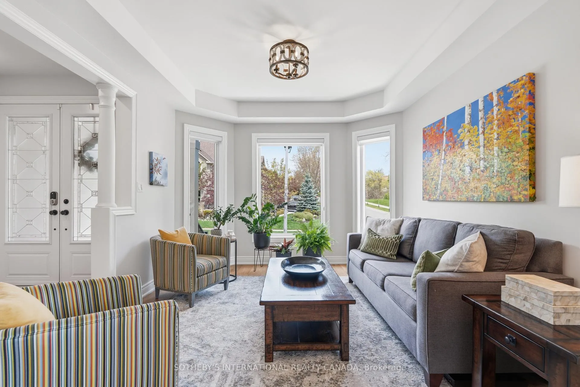 Photo 6 of 2432 Upper Valley Crescent, Oakville, River Oaks — HOMEH