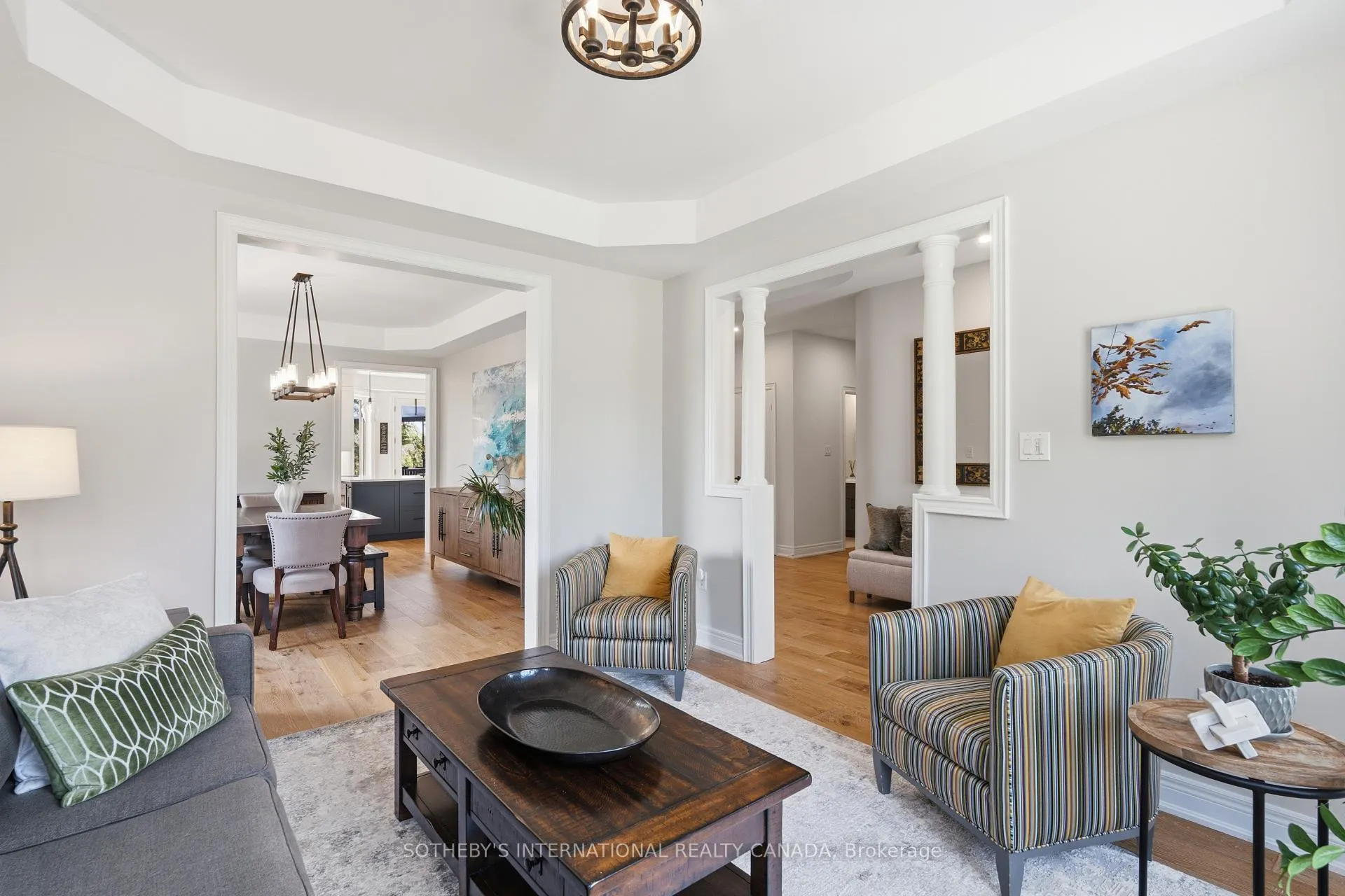 Photo 7 of 2432 Upper Valley Crescent, Oakville, River Oaks — HOMEH