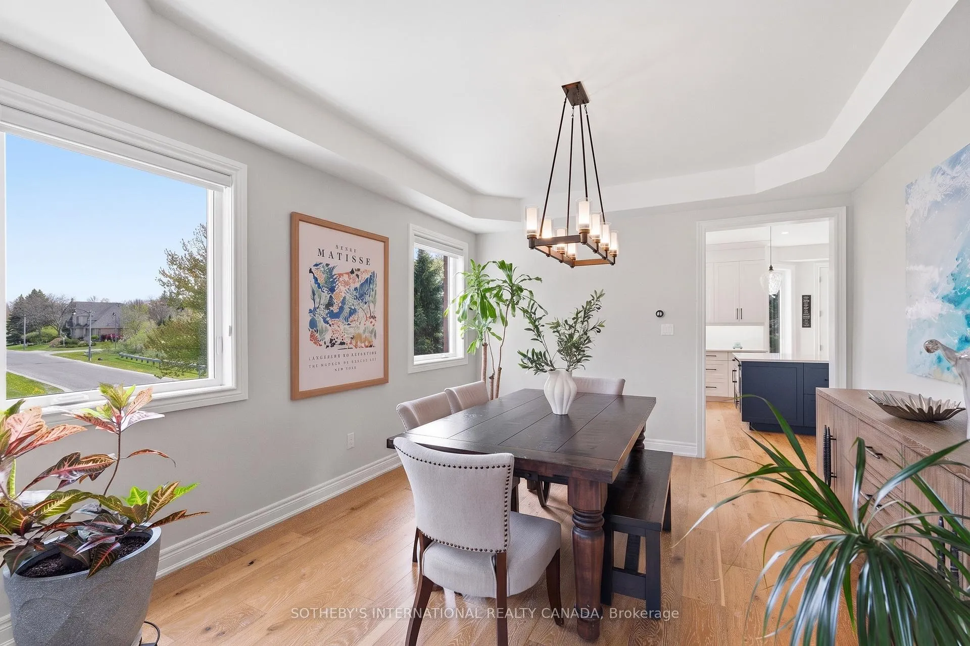 Photo 8 of 2432 Upper Valley Crescent, Oakville, River Oaks — HOMEH