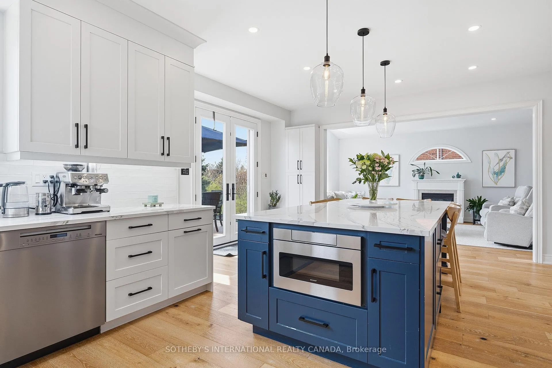 Photo 12 of 2432 Upper Valley Crescent, Oakville, River Oaks — HOMEH