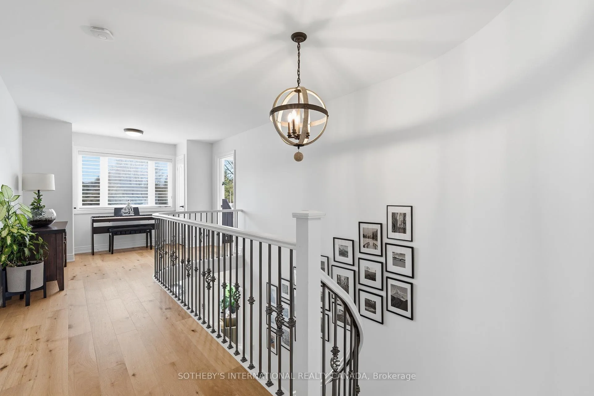 Photo 20 of 2432 Upper Valley Crescent, Oakville, River Oaks — HOMEH