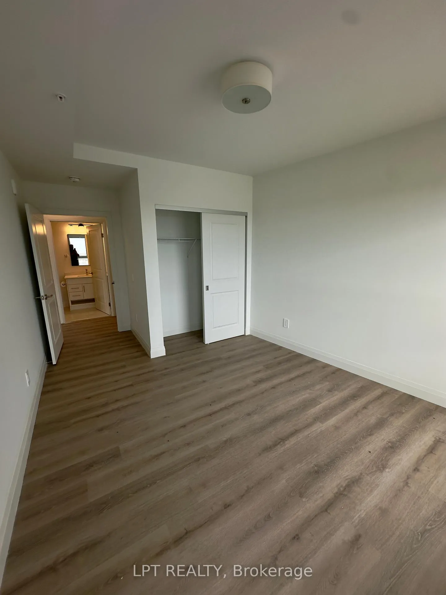Photo 3 of Unit 1204, 1333 Weber, Kitchener — HOMEH