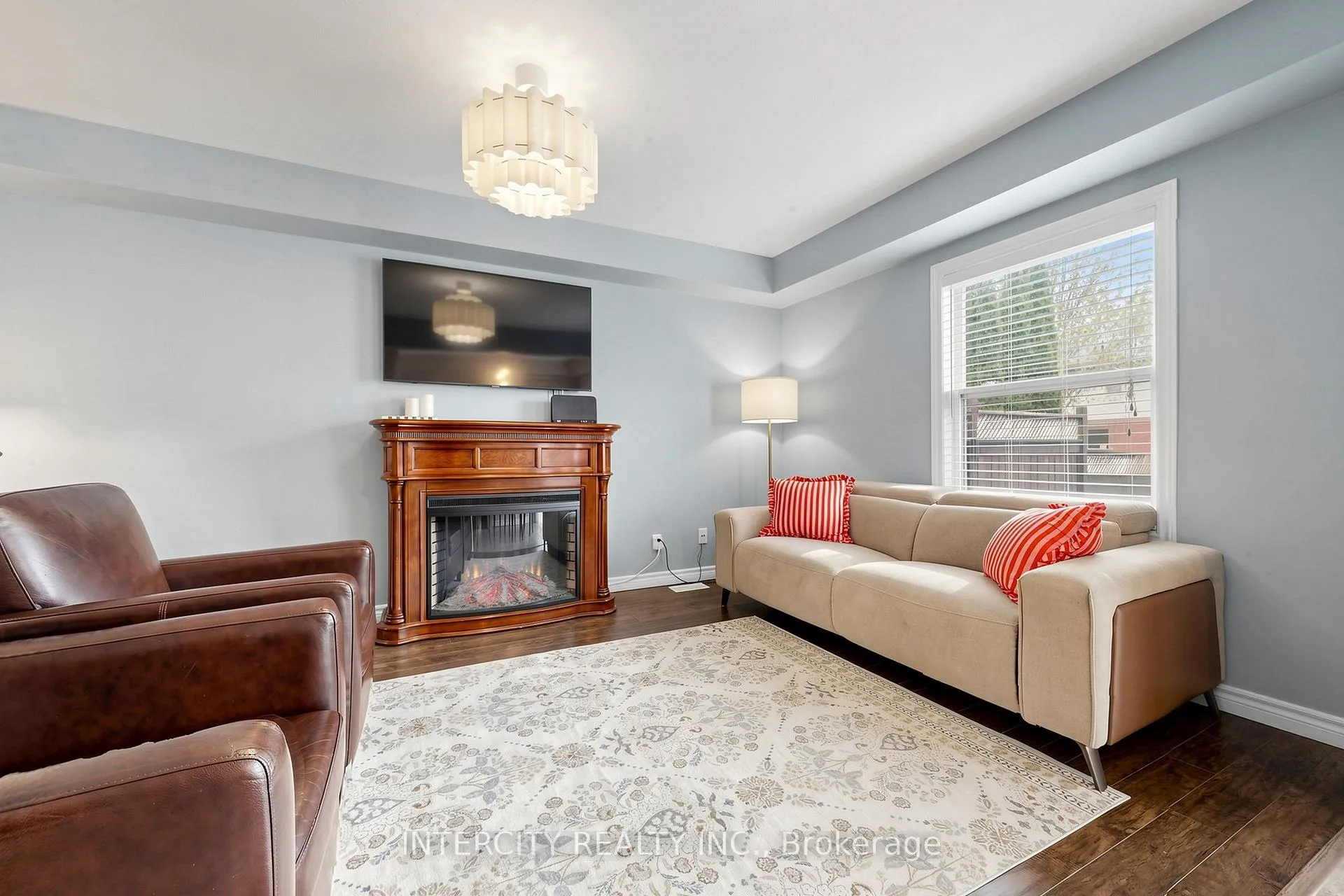 Photo 4 of 70 Edwards Street, Guelph, Grange Road — HOMEH