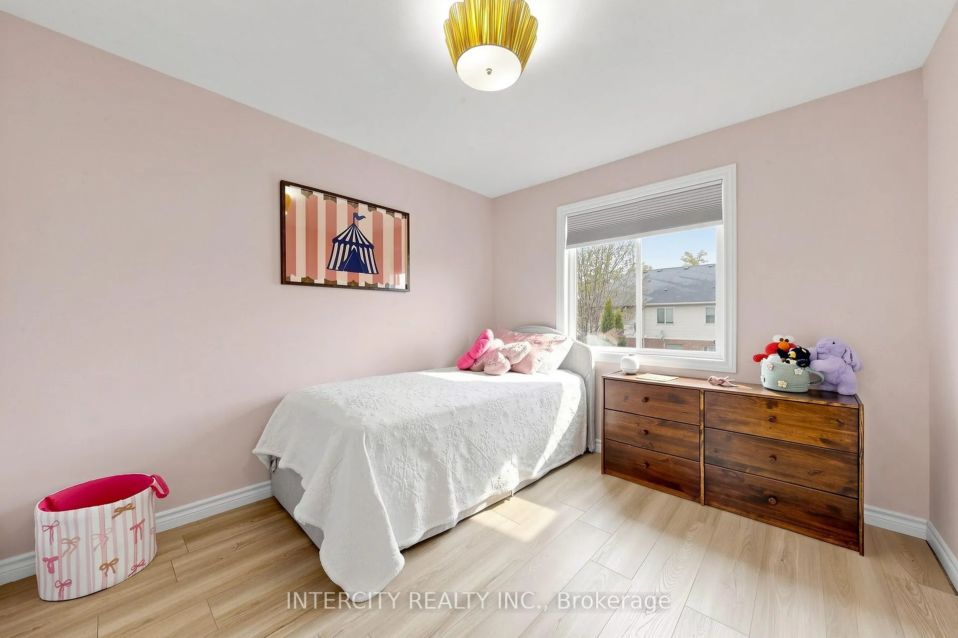 Photo 22 of 70 Edwards Street, Guelph, Grange Road — HOMEH
