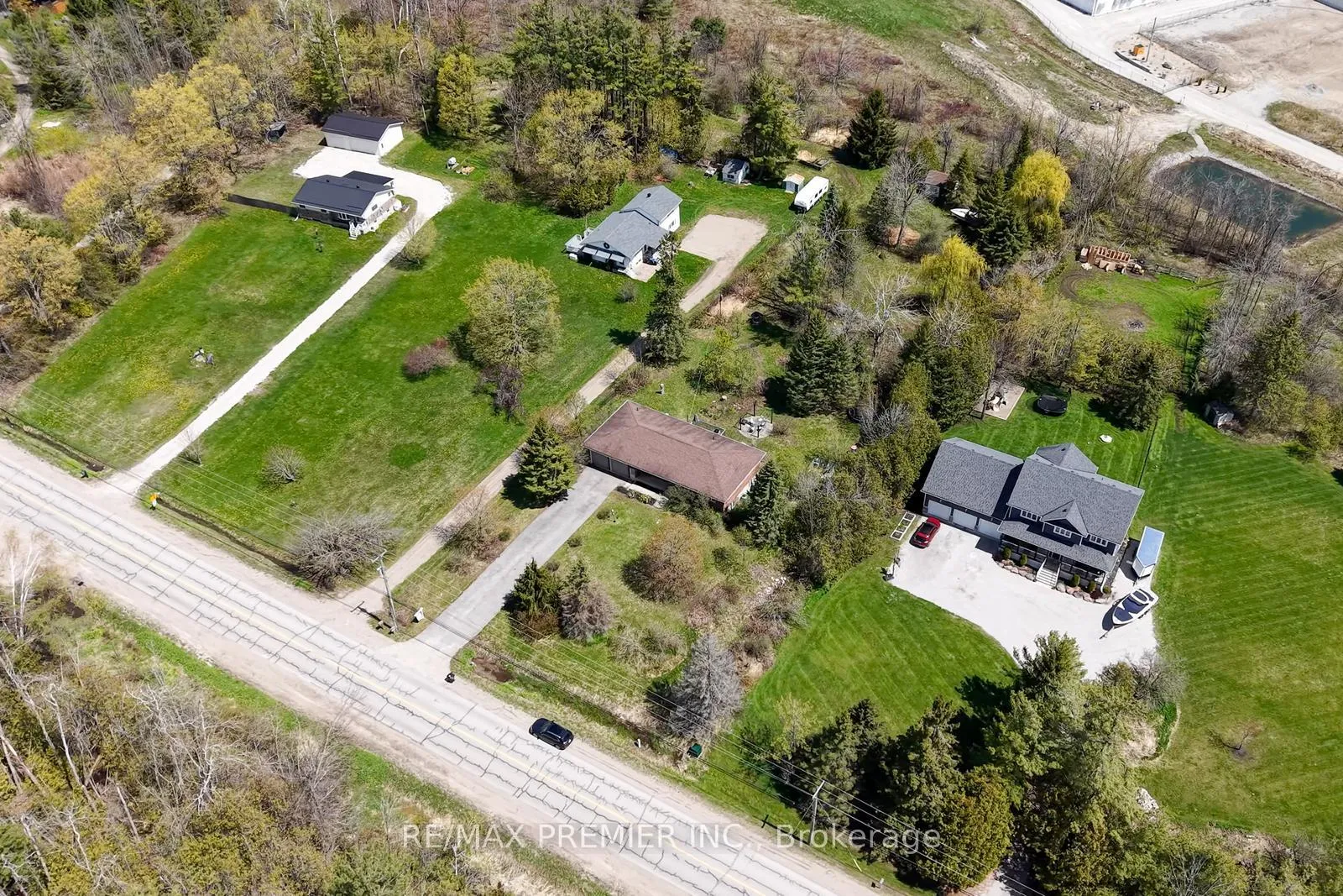 Photo 5 of 771 Line 7 S, Oro-Medonte, Rural Oro-Medonte — HOMEH
