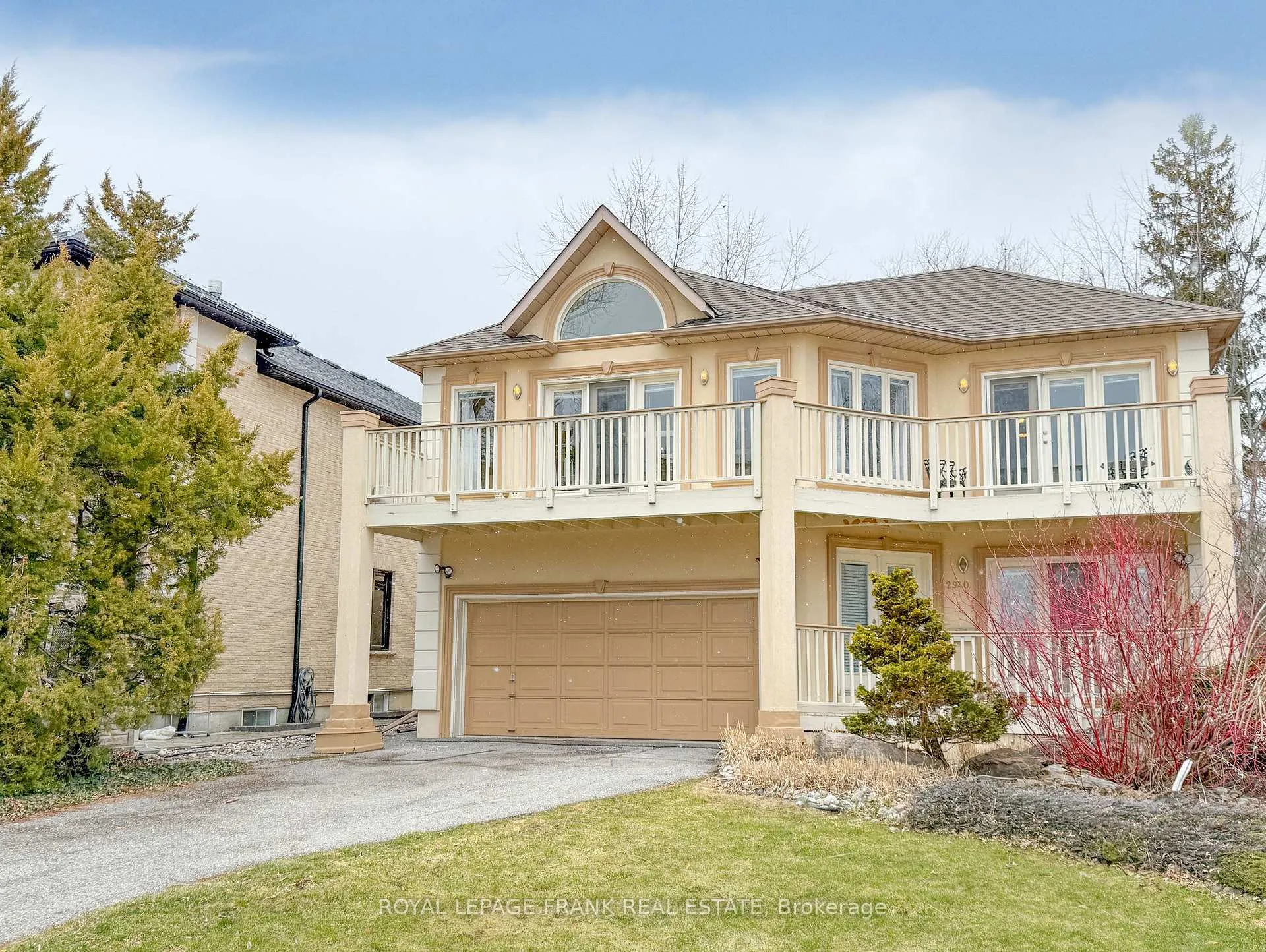 Photo 2 of 2940 Lakeview Boulevard, Ajax, South East — HOMEH