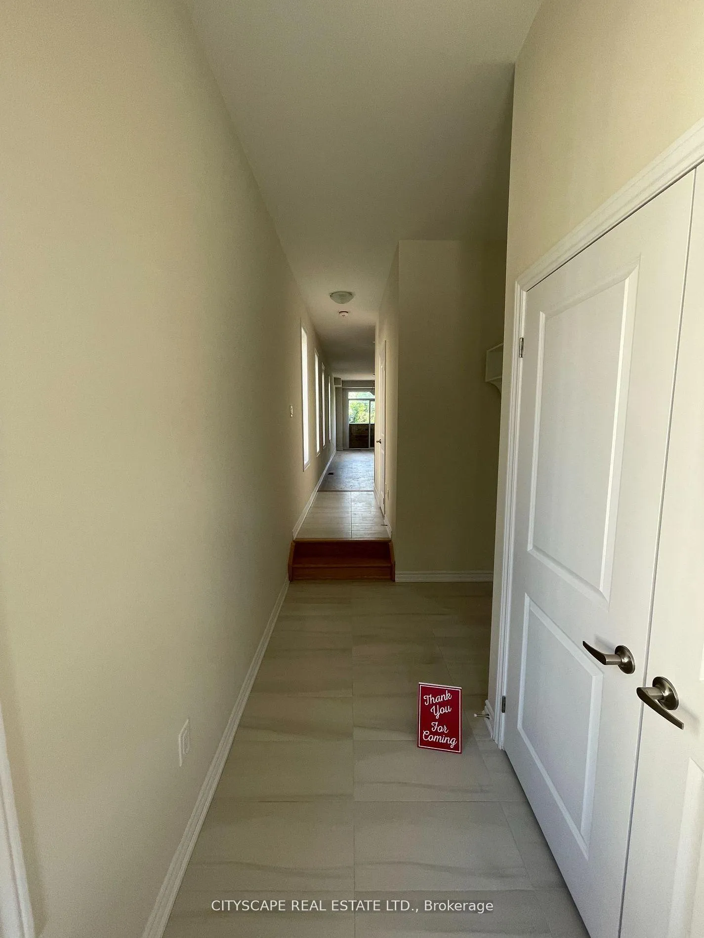 Photo 2 of 1392 Almonte Drive, Burlington, Tyandaga — HOMEH