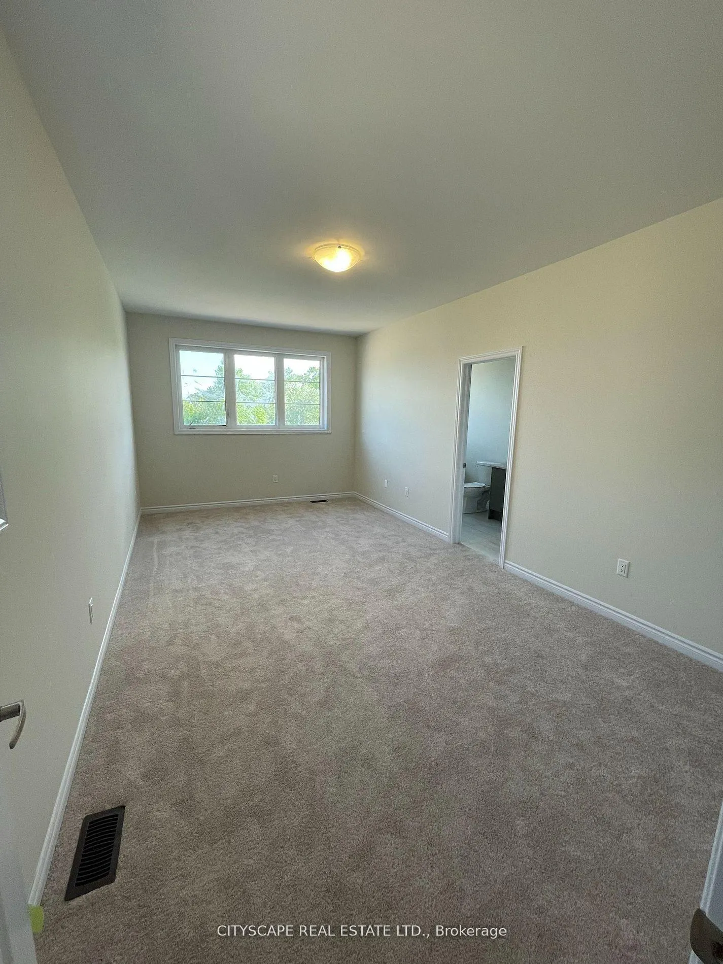 Photo 13 of 1392 Almonte Drive, Burlington, Tyandaga — HOMEH
