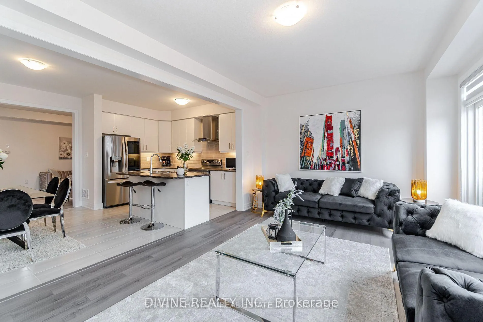 Photo 16 of 9241 White Oak Avenue, Niagara Falls, Lyons Creek — HOMEH