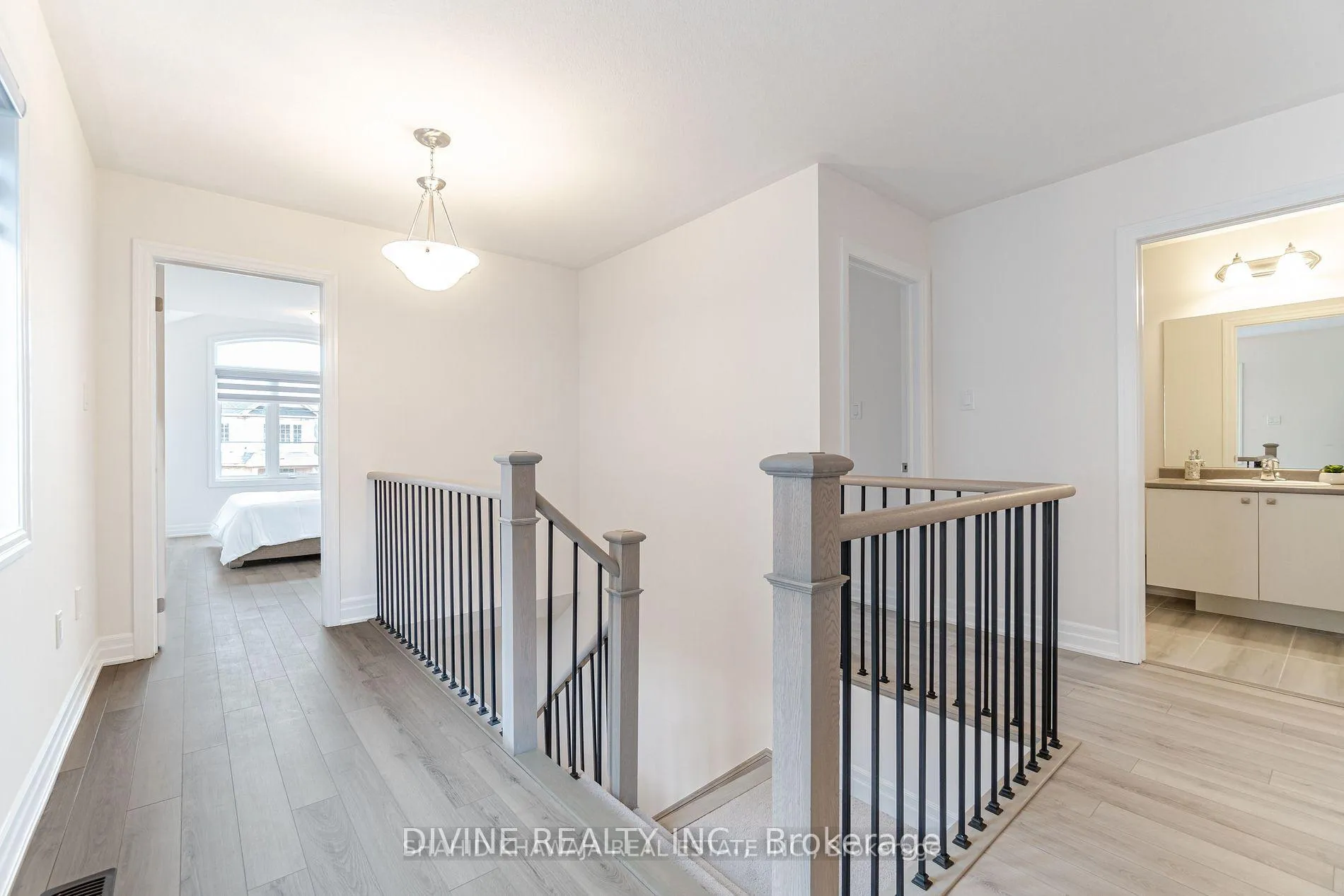 Photo 19 of 9241 White Oak Avenue, Niagara Falls, Lyons Creek — HOMEH