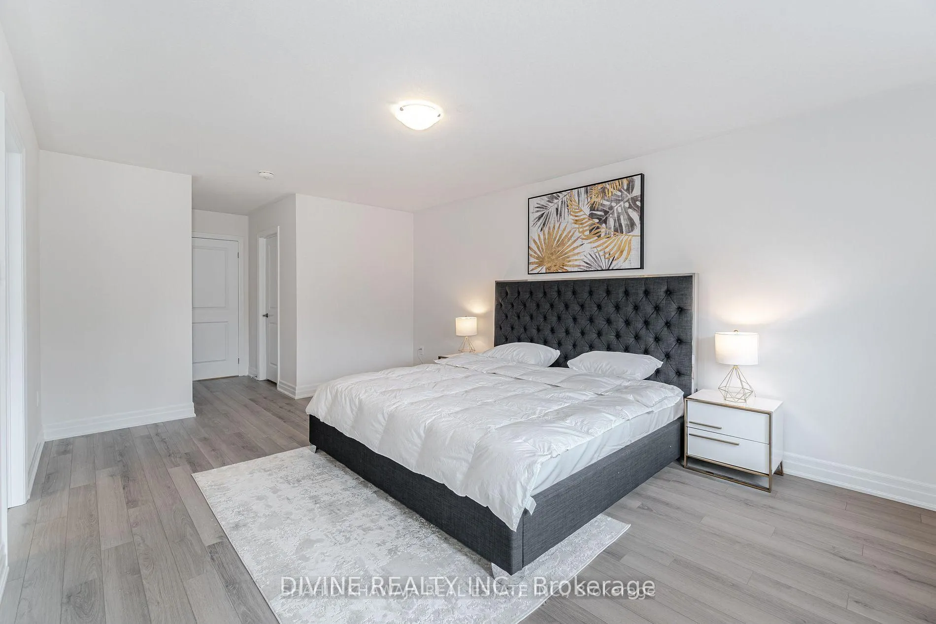 Photo 22 of 9241 White Oak Avenue, Niagara Falls, Lyons Creek — HOMEH