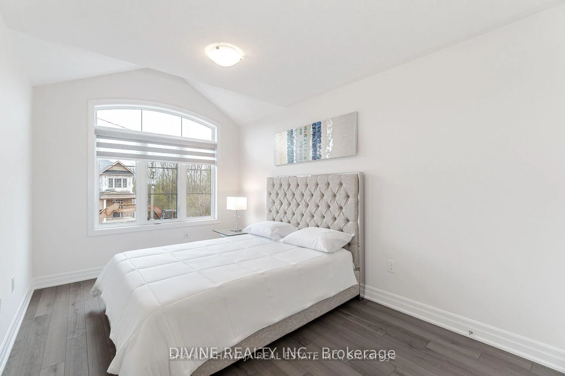 Photo 27 of 9241 White Oak Avenue, Niagara Falls, Lyons Creek — HOMEH