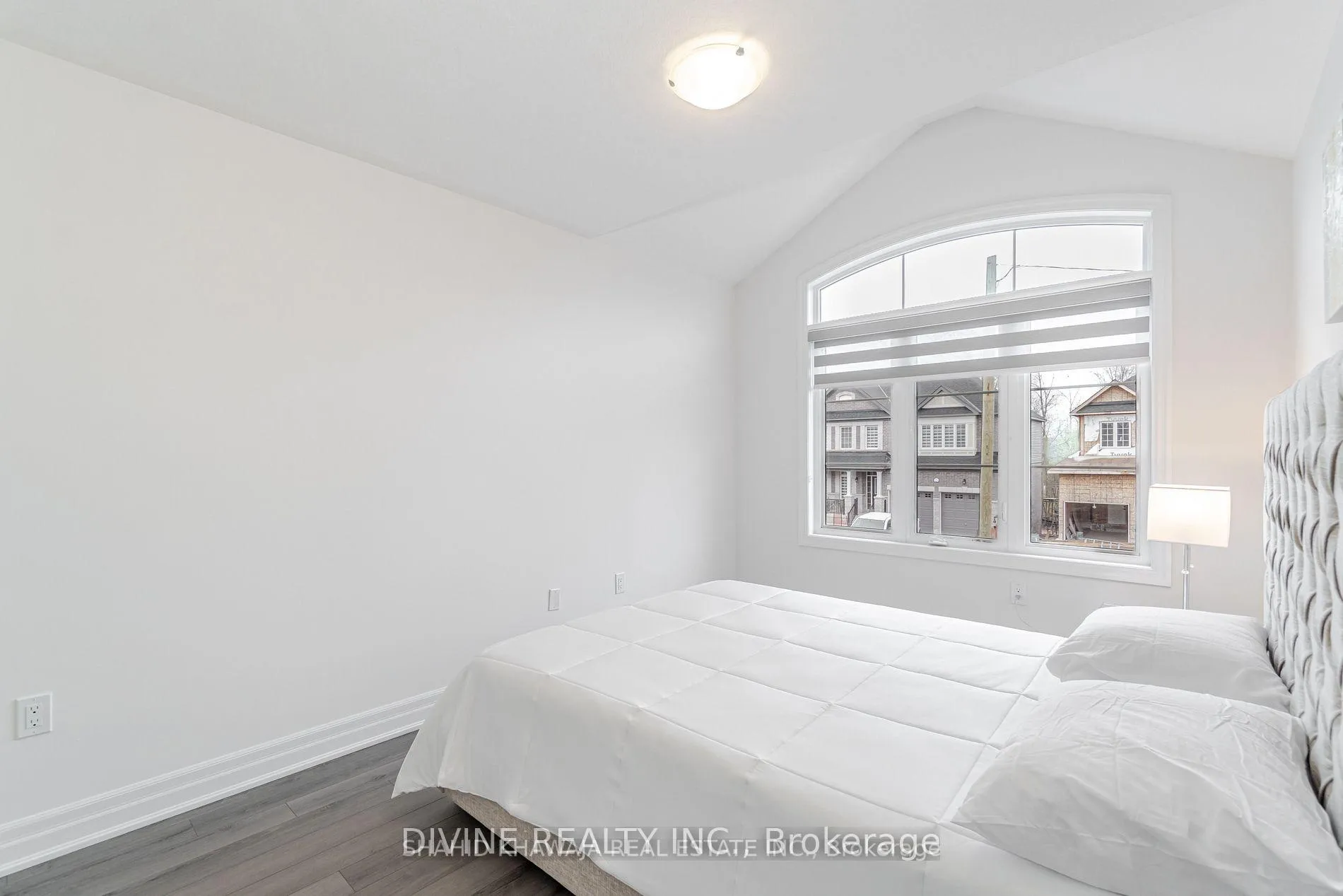 Photo 28 of 9241 White Oak Avenue, Niagara Falls, Lyons Creek — HOMEH