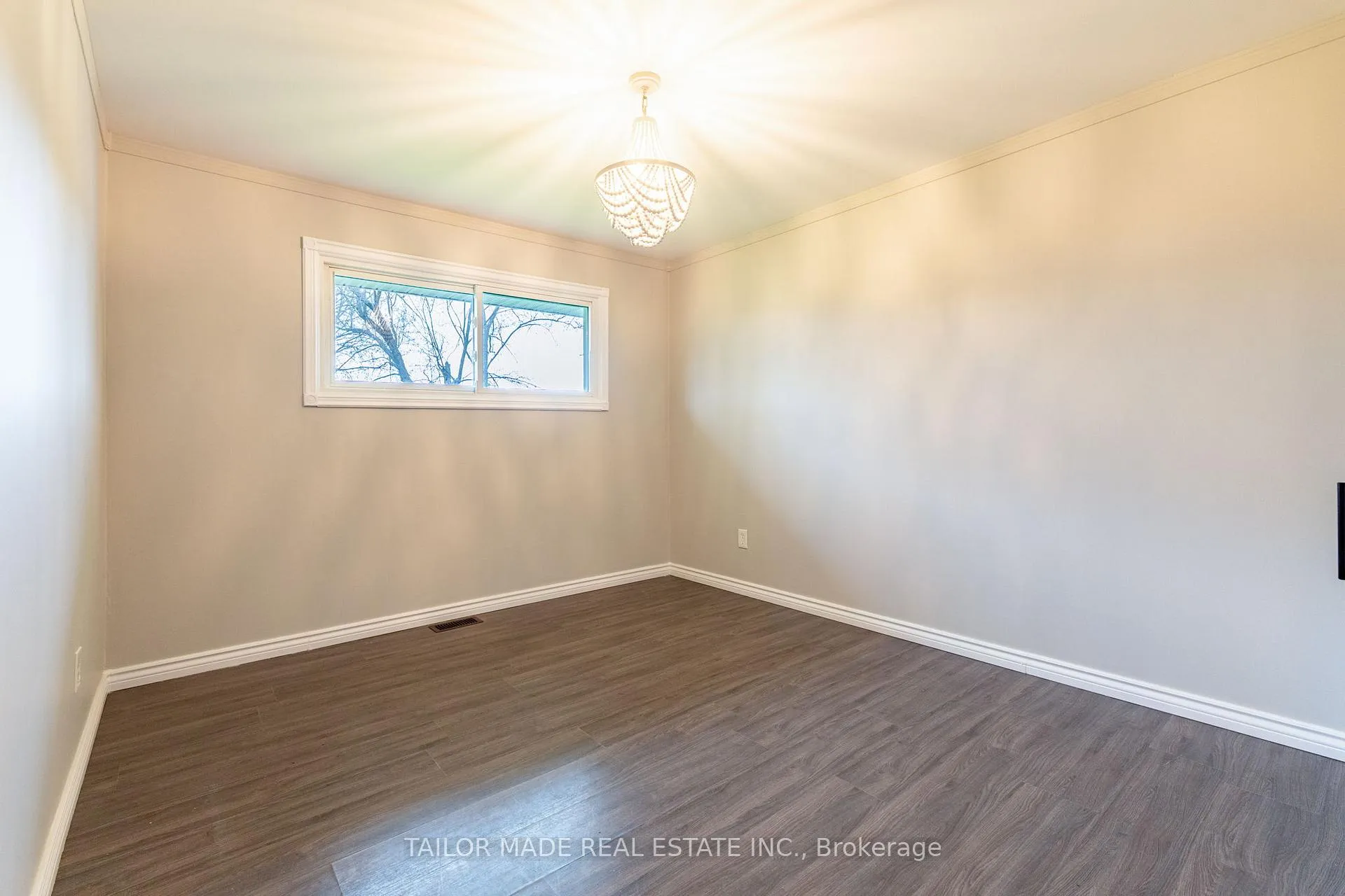 Photo 23 of 61 George Street, Clearview, Creemore — HOMEH