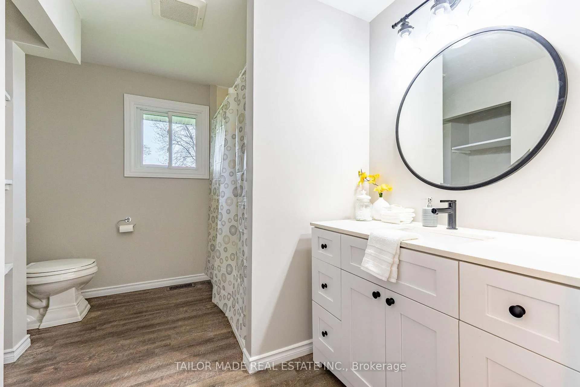 Photo 25 of 61 George Street, Clearview, Creemore — HOMEH