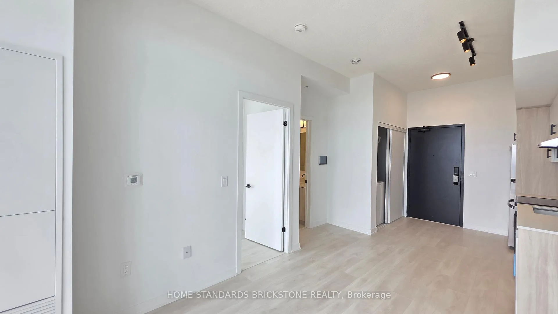 Photo 12 of Unit C908, 4878 Powers Common, Burlington, Alton — HOMEH