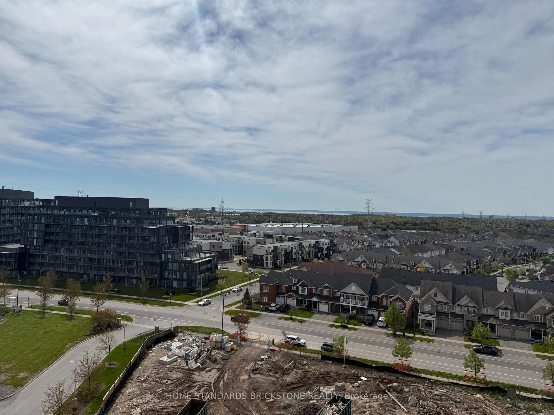 Photo 21 of Unit C908, 4878 Powers Common, Burlington, Alton — HOMEH