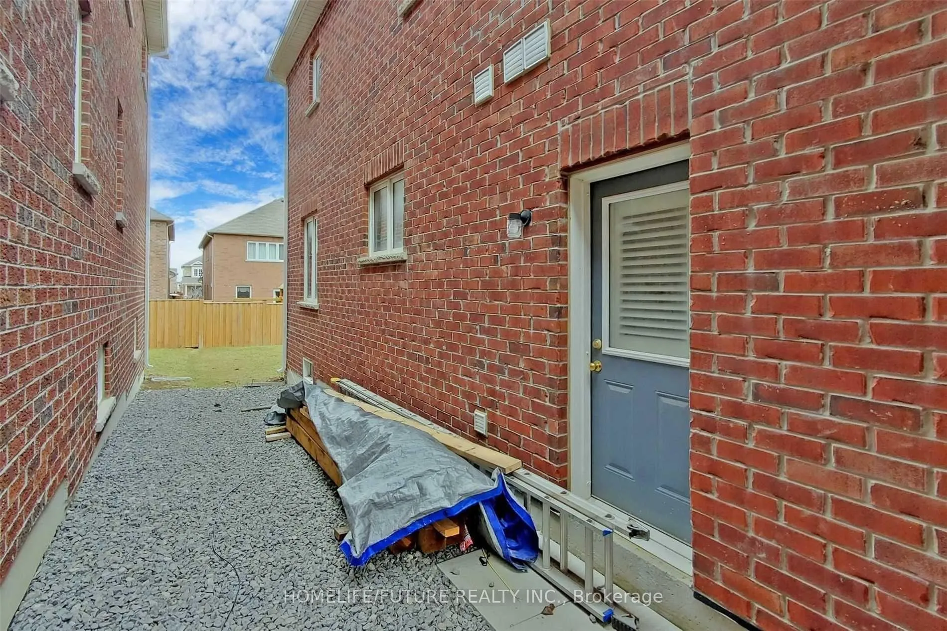 Photo 35 of 984 Wrenwood Drive, Oshawa, Taunton — HOMEH