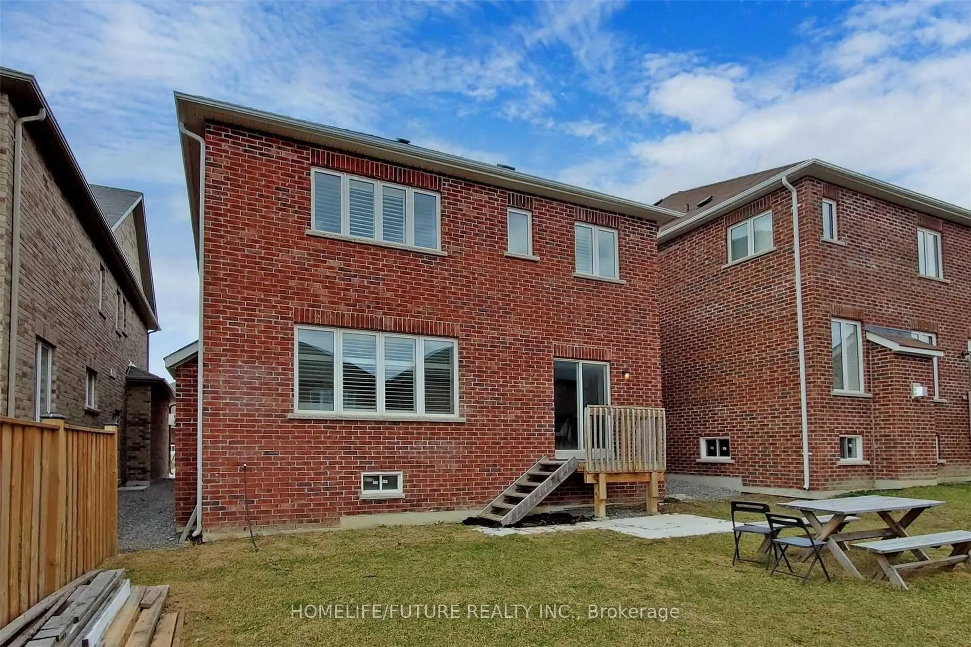 Photo 37 of 984 Wrenwood Drive, Oshawa, Taunton — HOMEH
