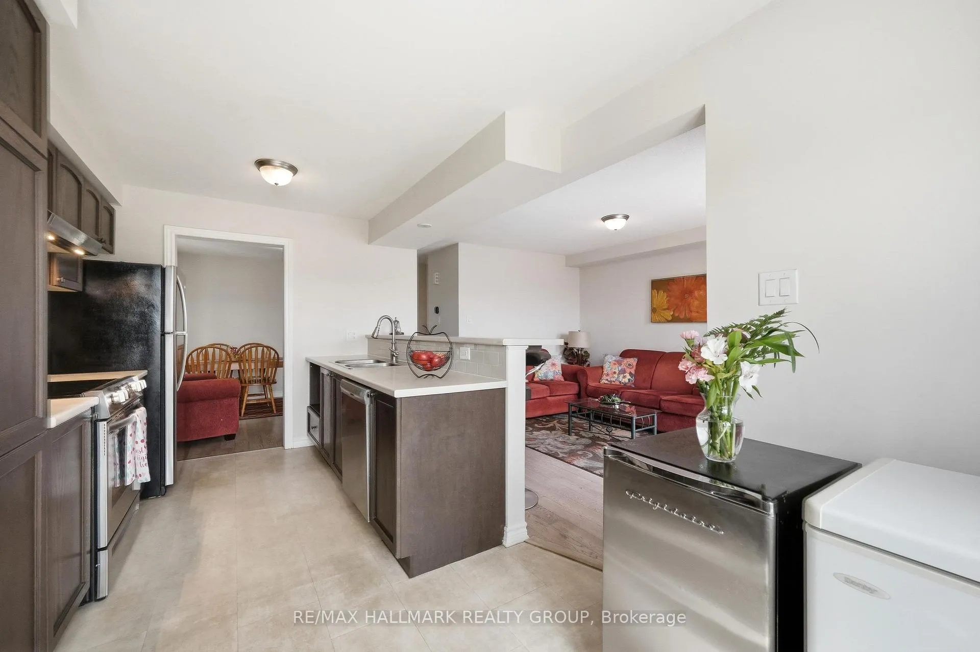 Photo 16 of 224 Clintonia Street, Ottawa, Kanata - Emerald Meadows/Trailwest — HOMEH