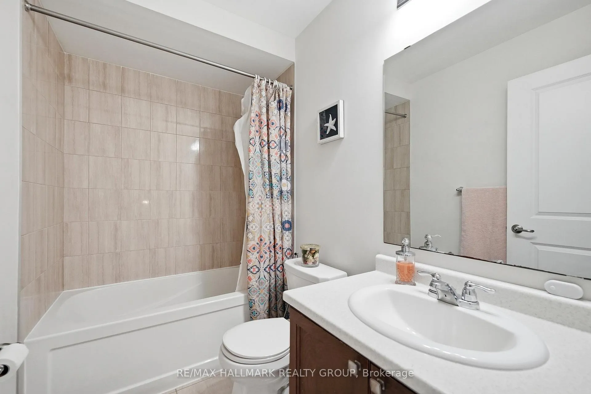 Photo 22 of 224 Clintonia Street, Ottawa, Kanata - Emerald Meadows/Trailwest — HOMEH