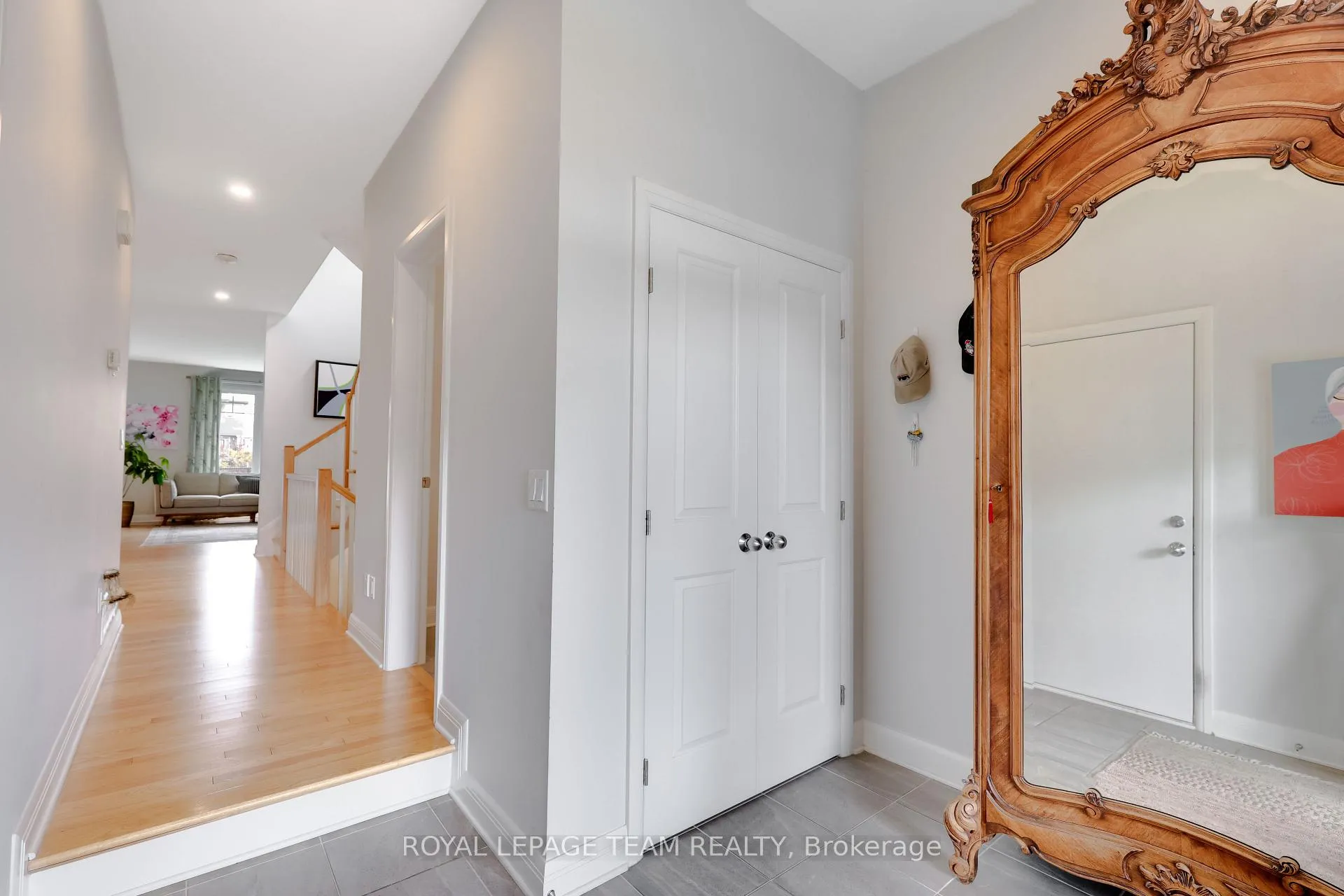 Photo 4 of 711 Gabriola Way, Ottawa, Kanata - Kanata Lakes/Heritage Hills — HOMEH