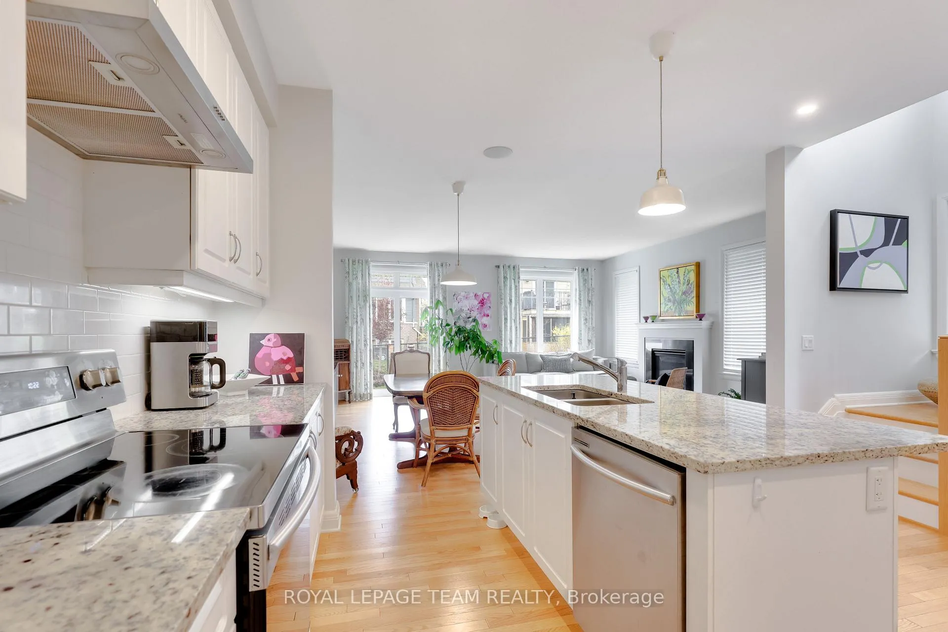 Photo 10 of 711 Gabriola Way, Ottawa, Kanata - Kanata Lakes/Heritage Hills — HOMEH
