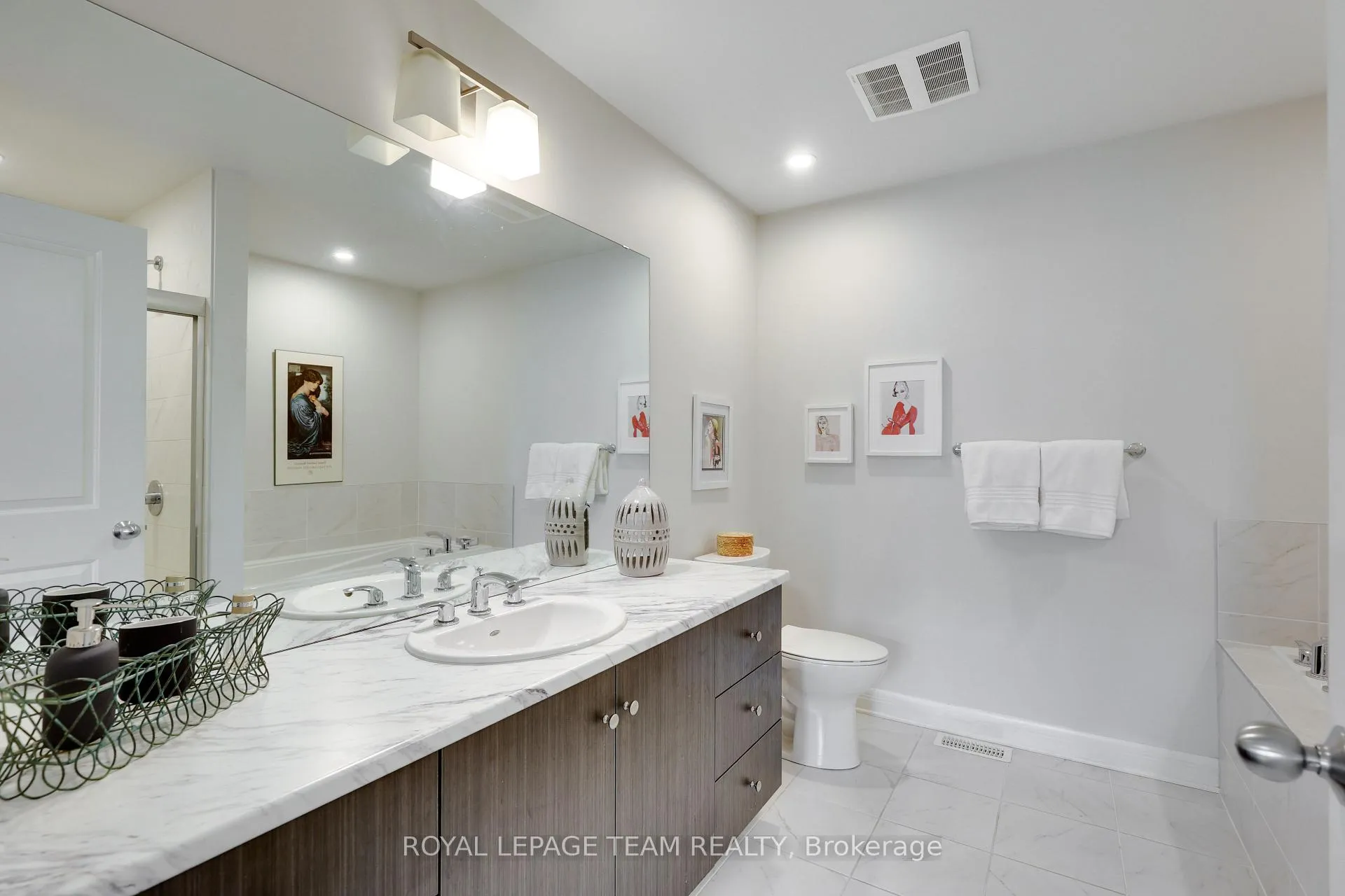 Photo 27 of 711 Gabriola Way, Ottawa, Kanata - Kanata Lakes/Heritage Hills — HOMEH