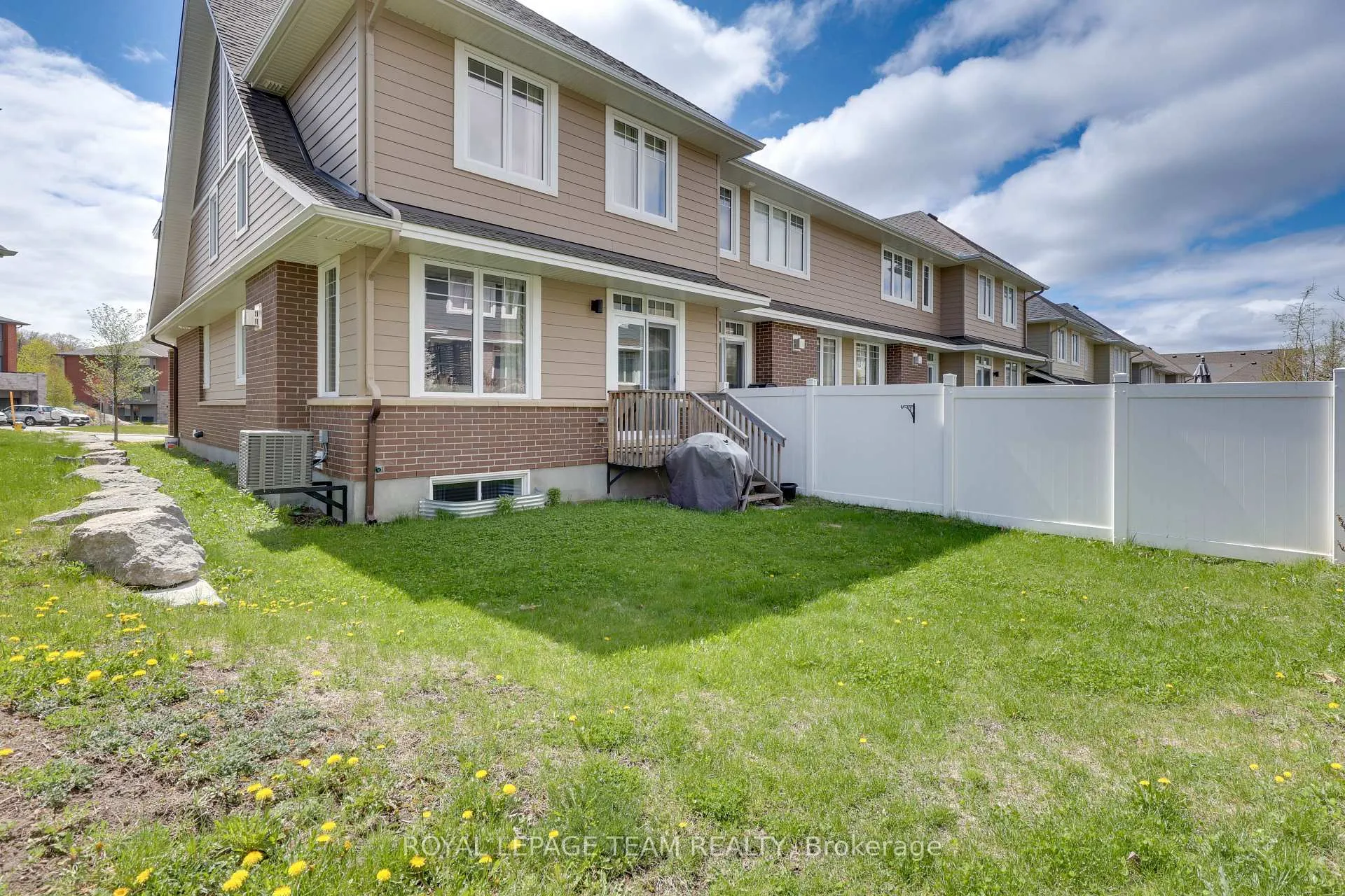 Photo 42 of 711 Gabriola Way, Ottawa, Kanata - Kanata Lakes/Heritage Hills — HOMEH