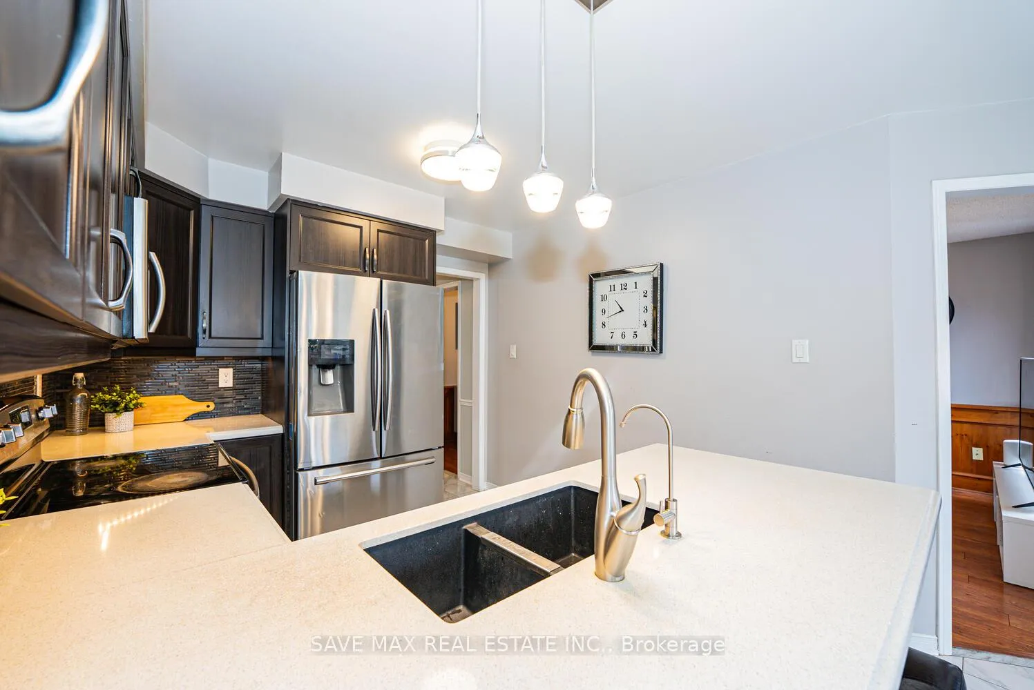 Photo 18 of 30 Adirondack Crescent, Brampton, Sandringham-Wellington — HOMEH