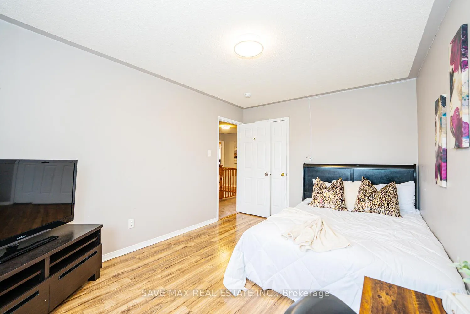 Photo 35 of 30 Adirondack Crescent, Brampton, Sandringham-Wellington — HOMEH