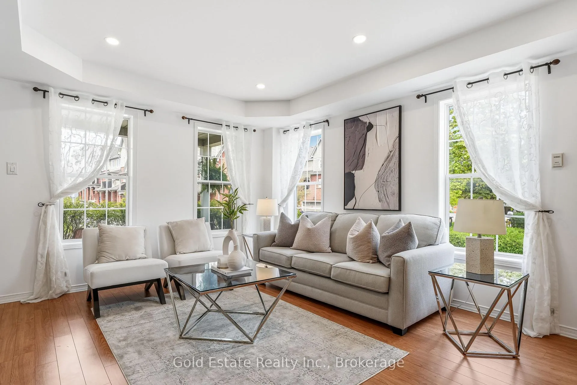 Photo 7 of 120 Roxton Road, Oakville, River Oaks — HOMEH