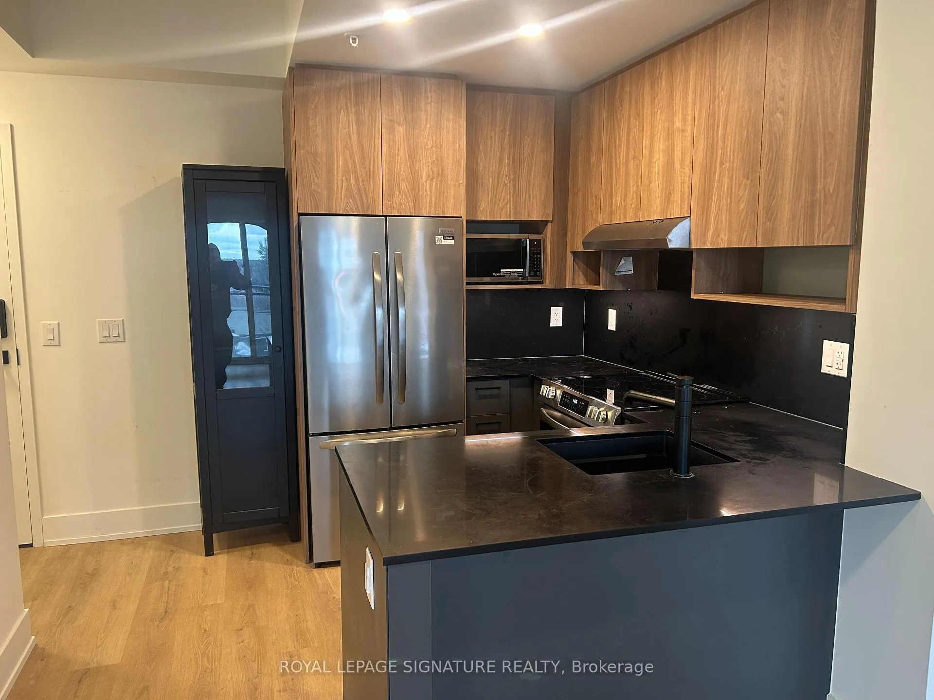 Photo 5 of Unit 501, 206 King Street W, Hamilton, Central — HOMEH
