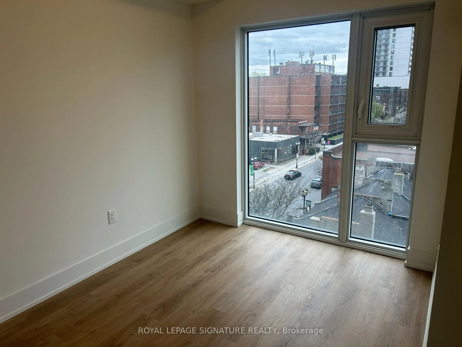 Photo 10 of Unit 501, 206 King Street W, Hamilton, Central — HOMEH