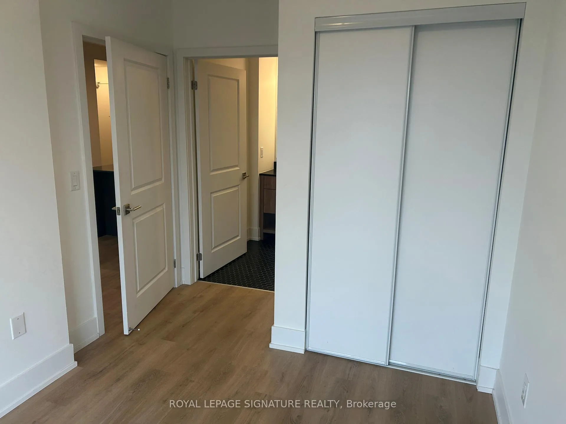 Photo 11 of Unit 501, 206 King Street W, Hamilton, Central — HOMEH
