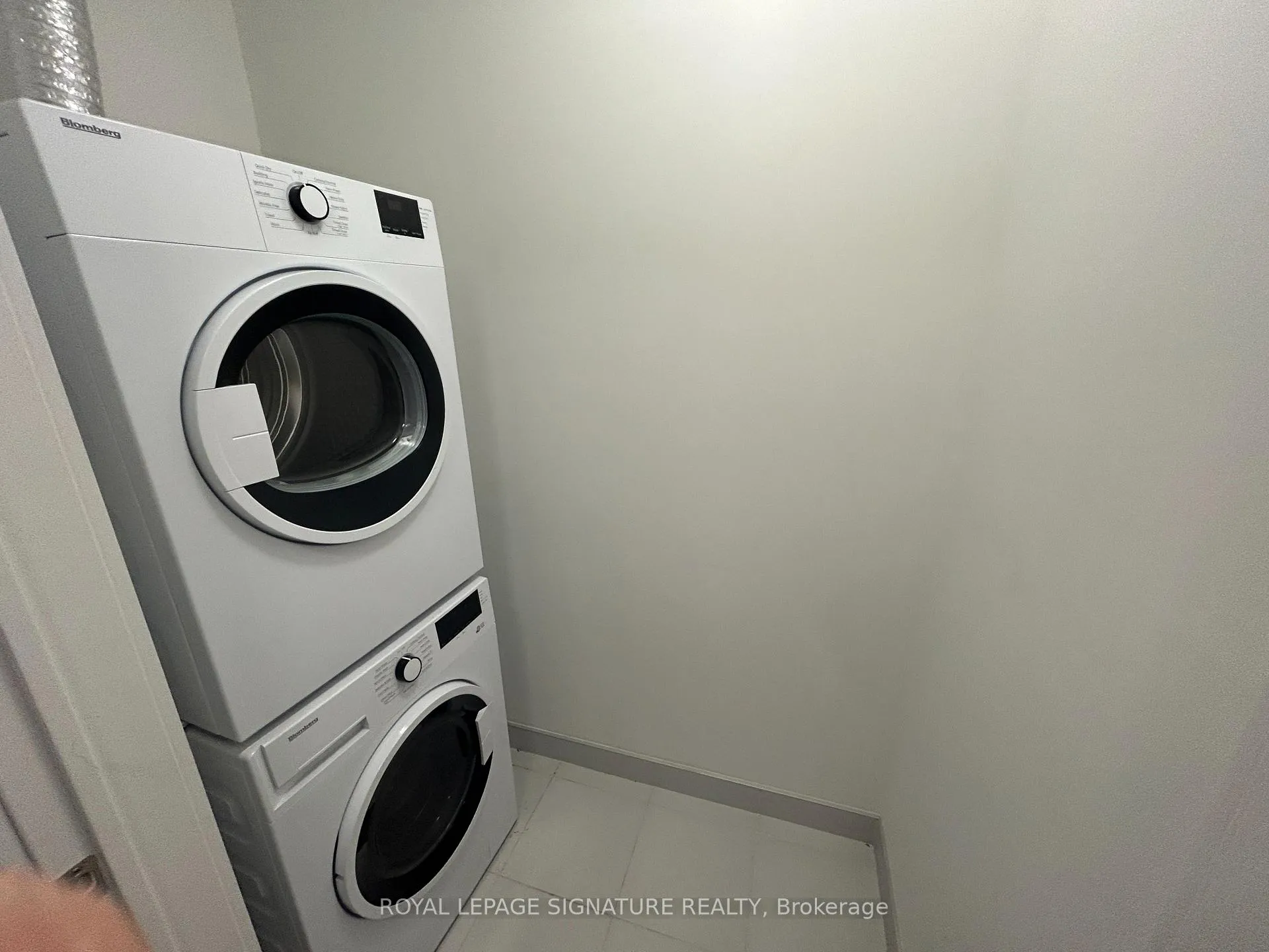 Photo 19 of Unit 501, 206 King Street W, Hamilton, Central — HOMEH
