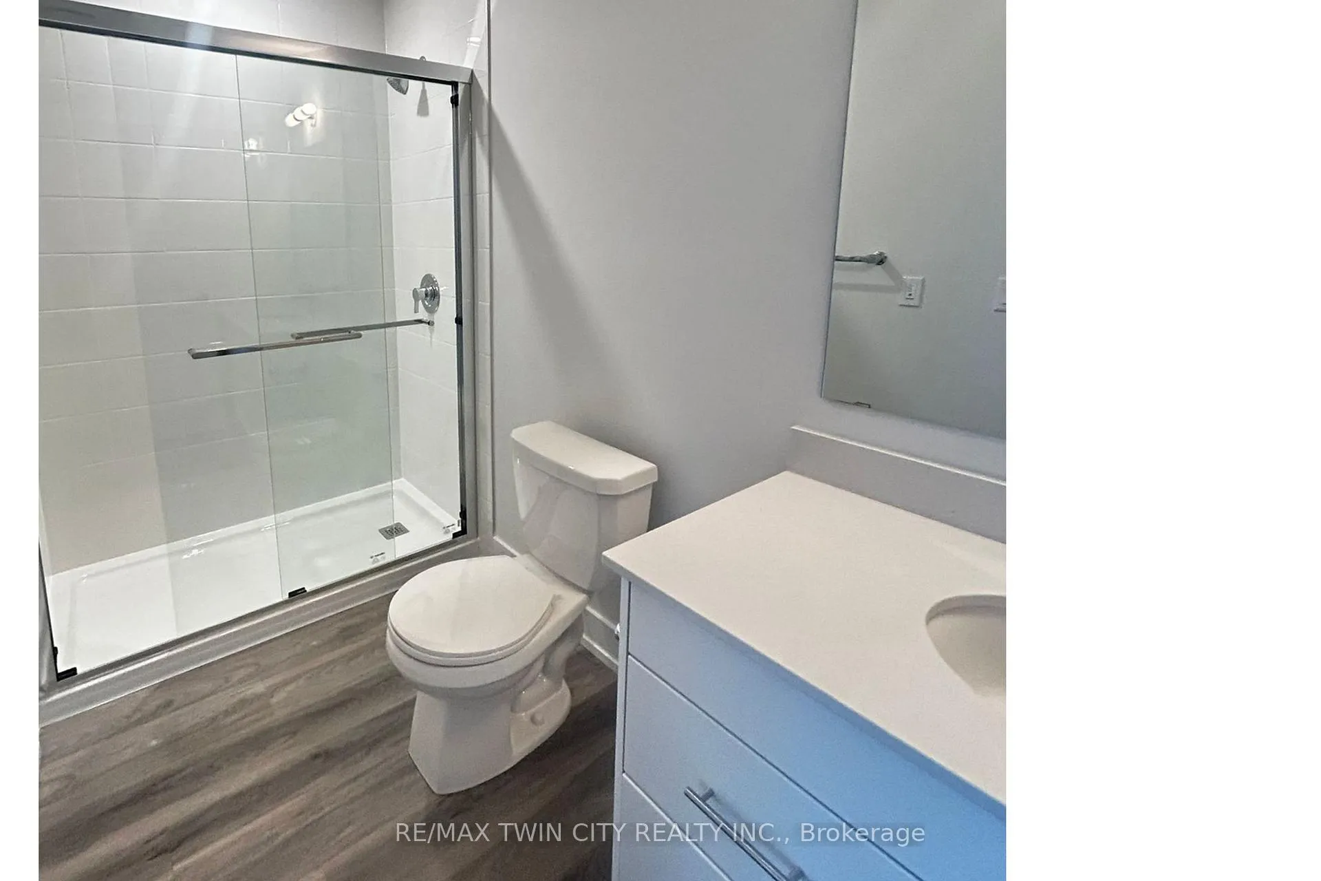 Photo 8 of Unit 506, 1100 Lackner Place, Kitchener — HOMEH