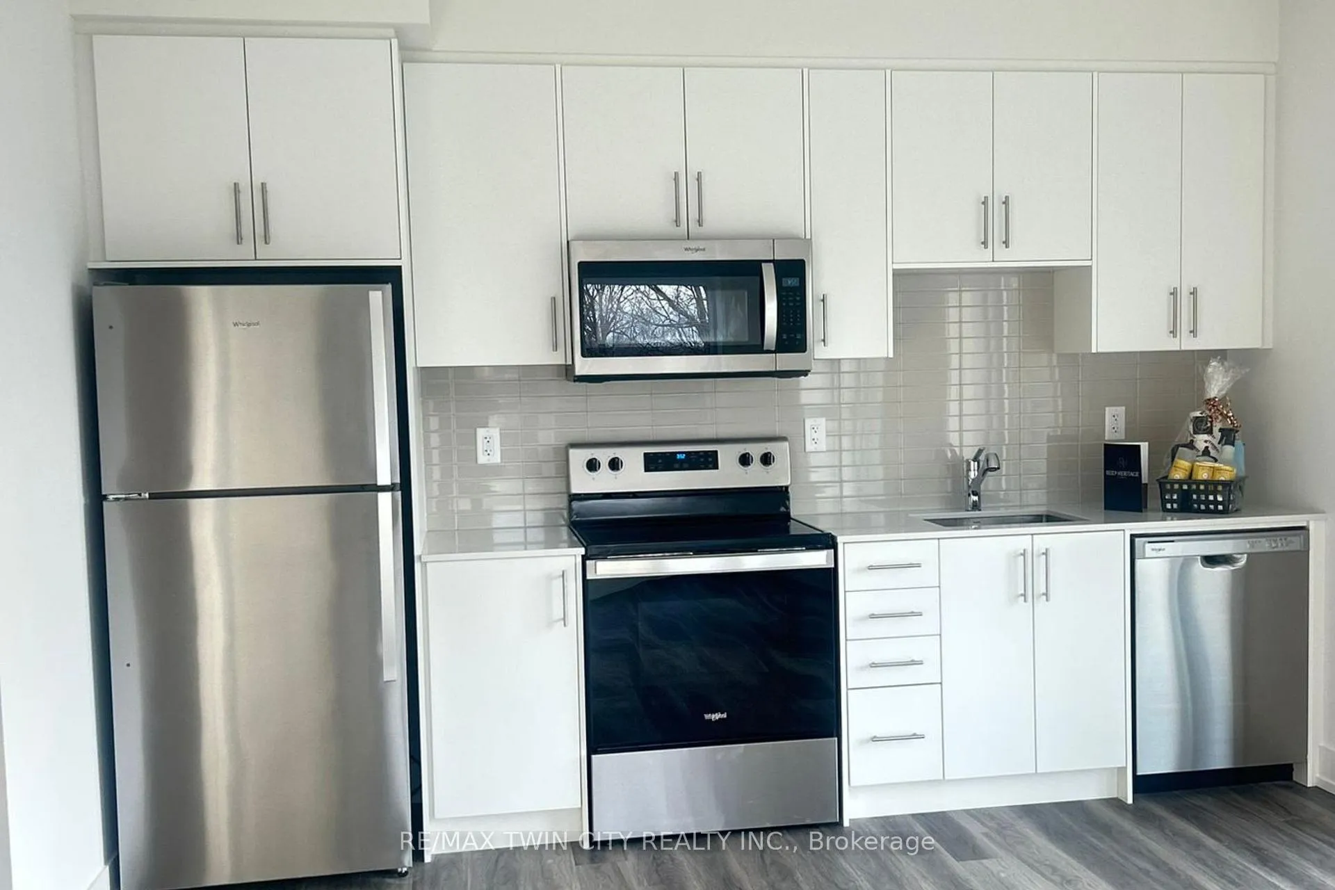 Photo 14 of Unit 506, 1100 Lackner Place, Kitchener — HOMEH