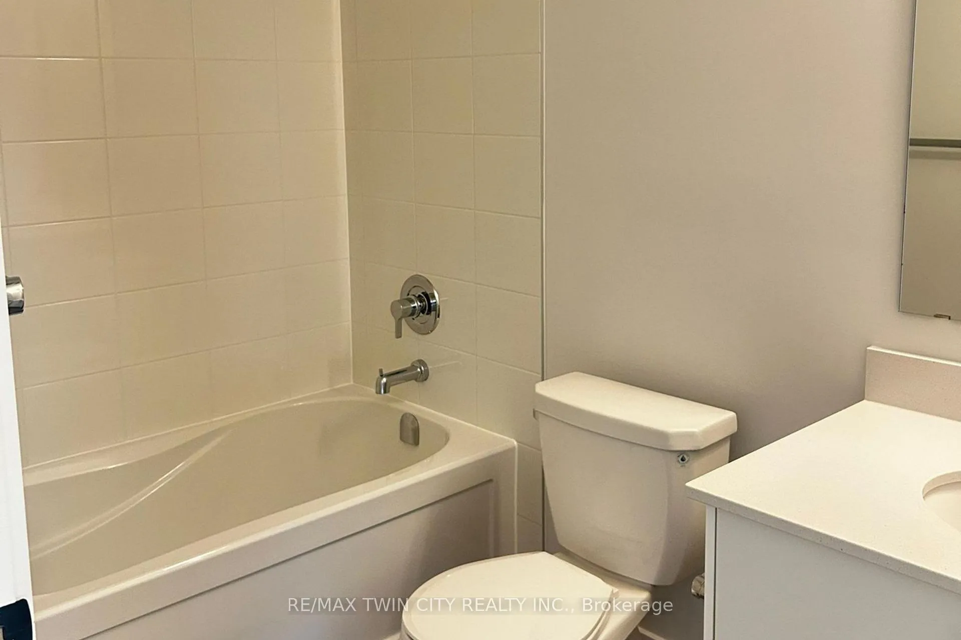 Photo 18 of Unit 506, 1100 Lackner Place, Kitchener — HOMEH
