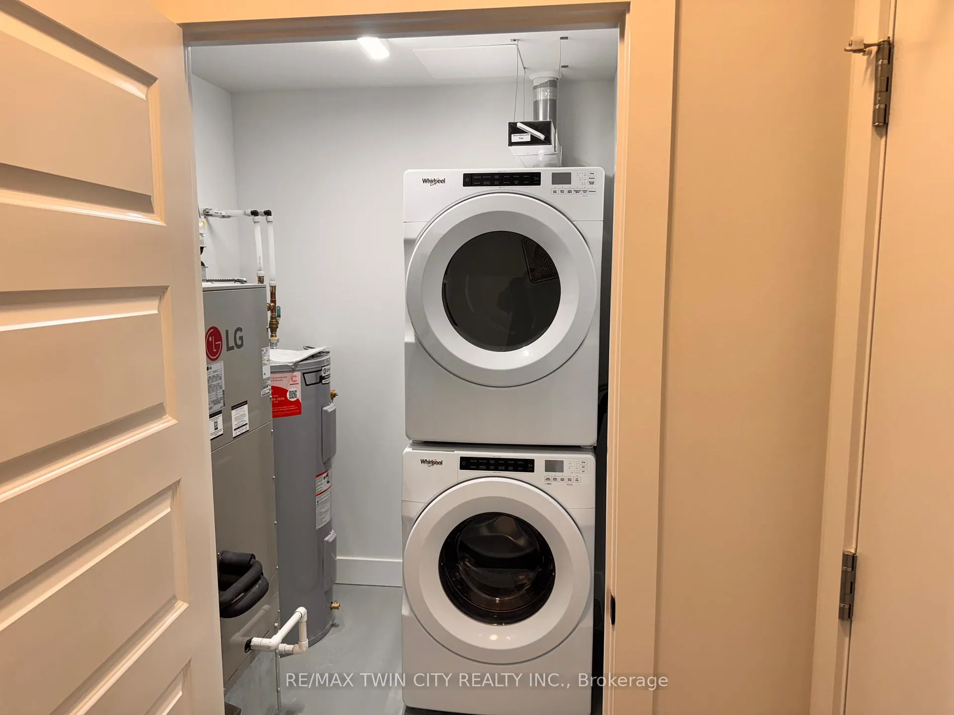 Photo 20 of Unit 506, 1100 Lackner Place, Kitchener — HOMEH
